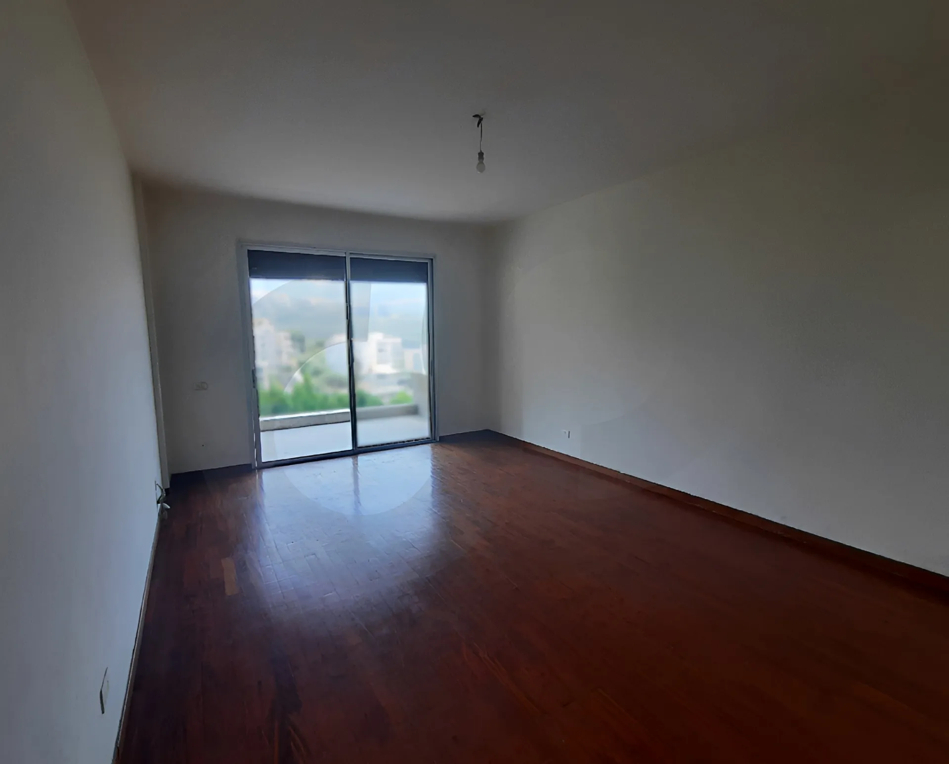 Apartment for Sale in Mtaileb