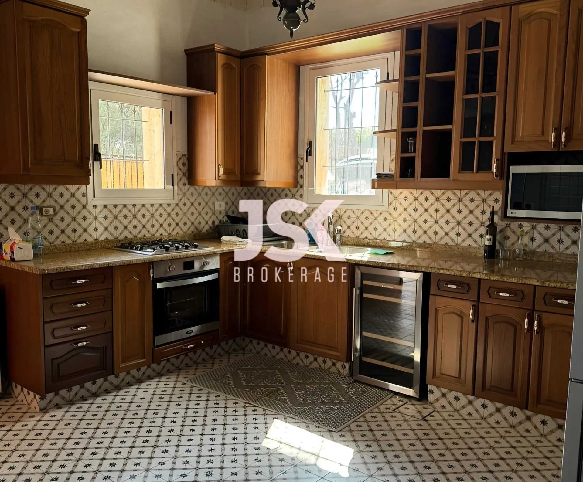 House for rent in Bolonia, Mrouj