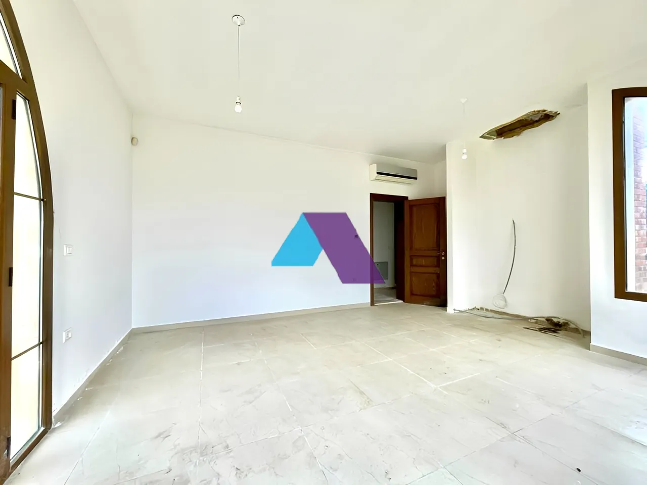 Villa for Sale in Cornet Chahwan