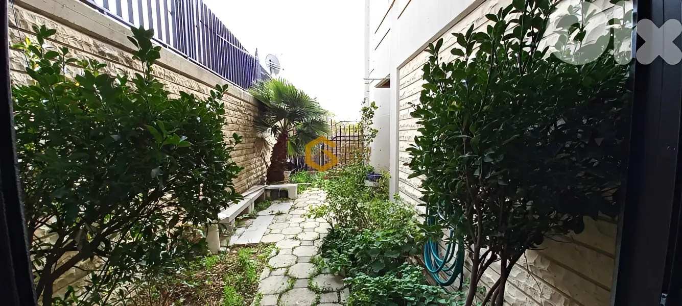 Apartment for Sale in Aannaya - 3 bed, 3 bath
