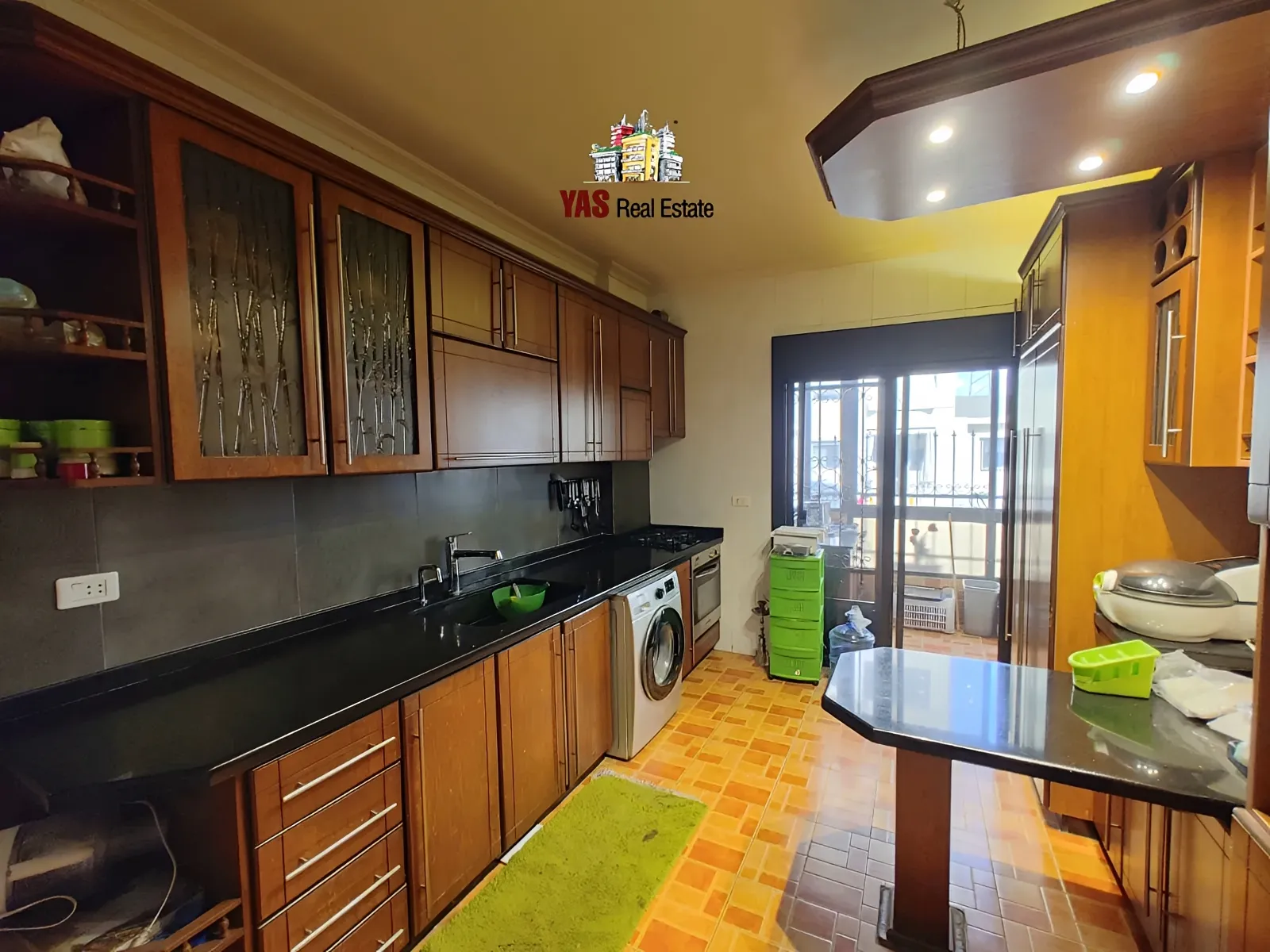Apartment for Sale in Adonis - 3 bed, 2 bath