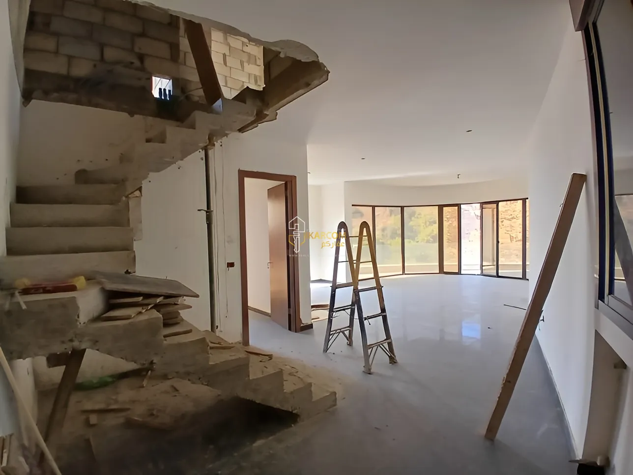 Duplex for Sale in Mansourieh - 3 bed, 3 bath
