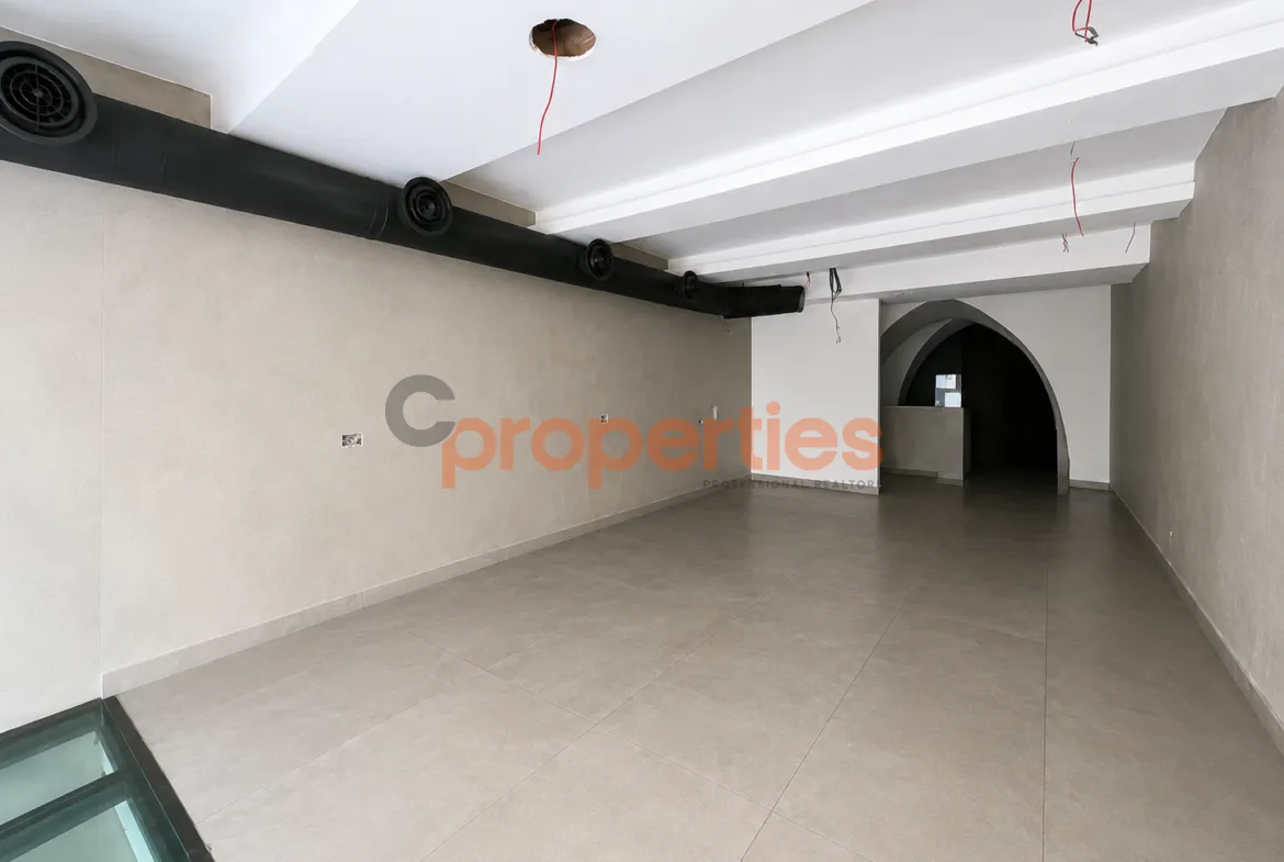 Shop for Rent in Hamra