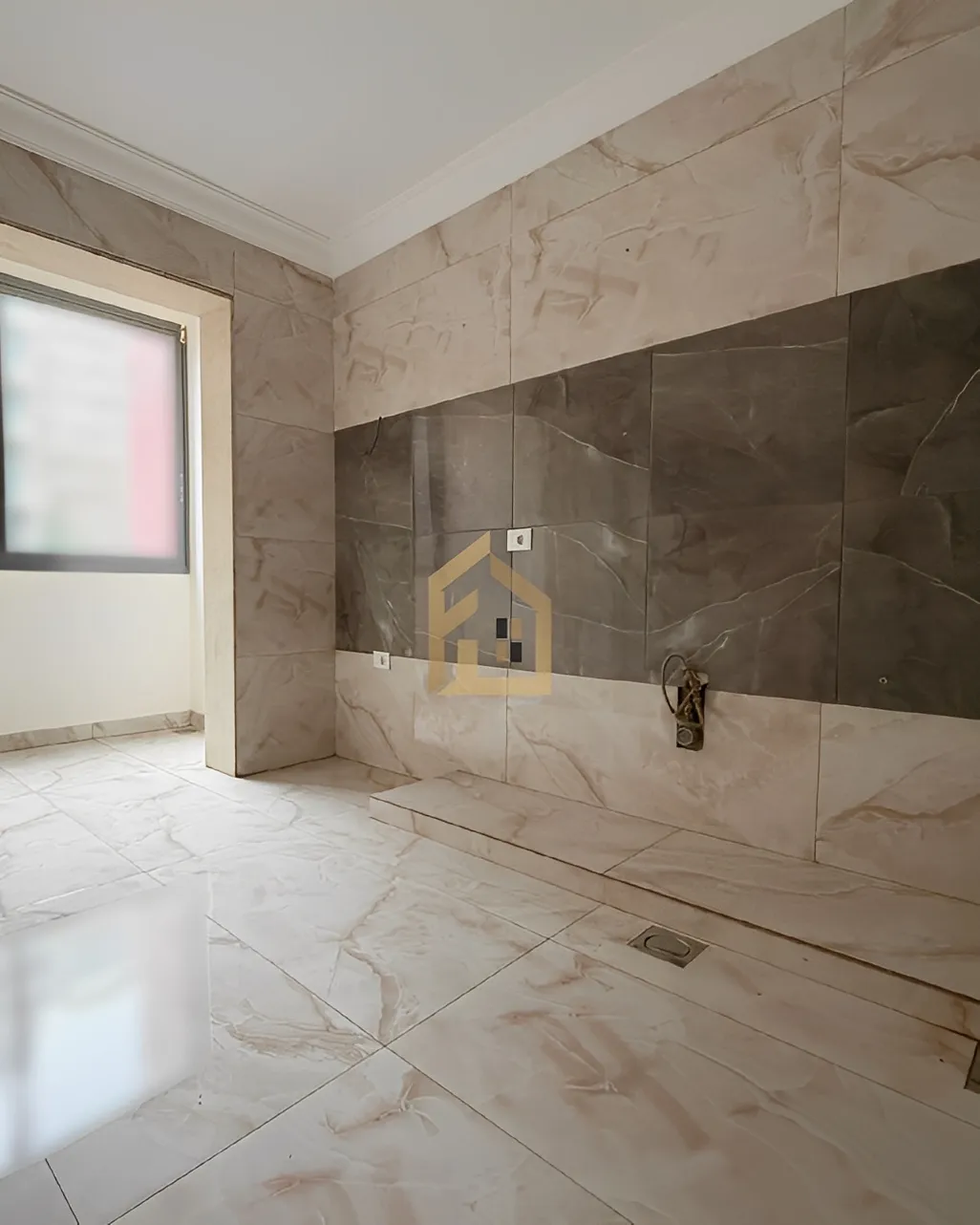 Apartment for Sale in Ain Al Mraiseh, Beirut, Lebanon - 2 bed, 2 bath