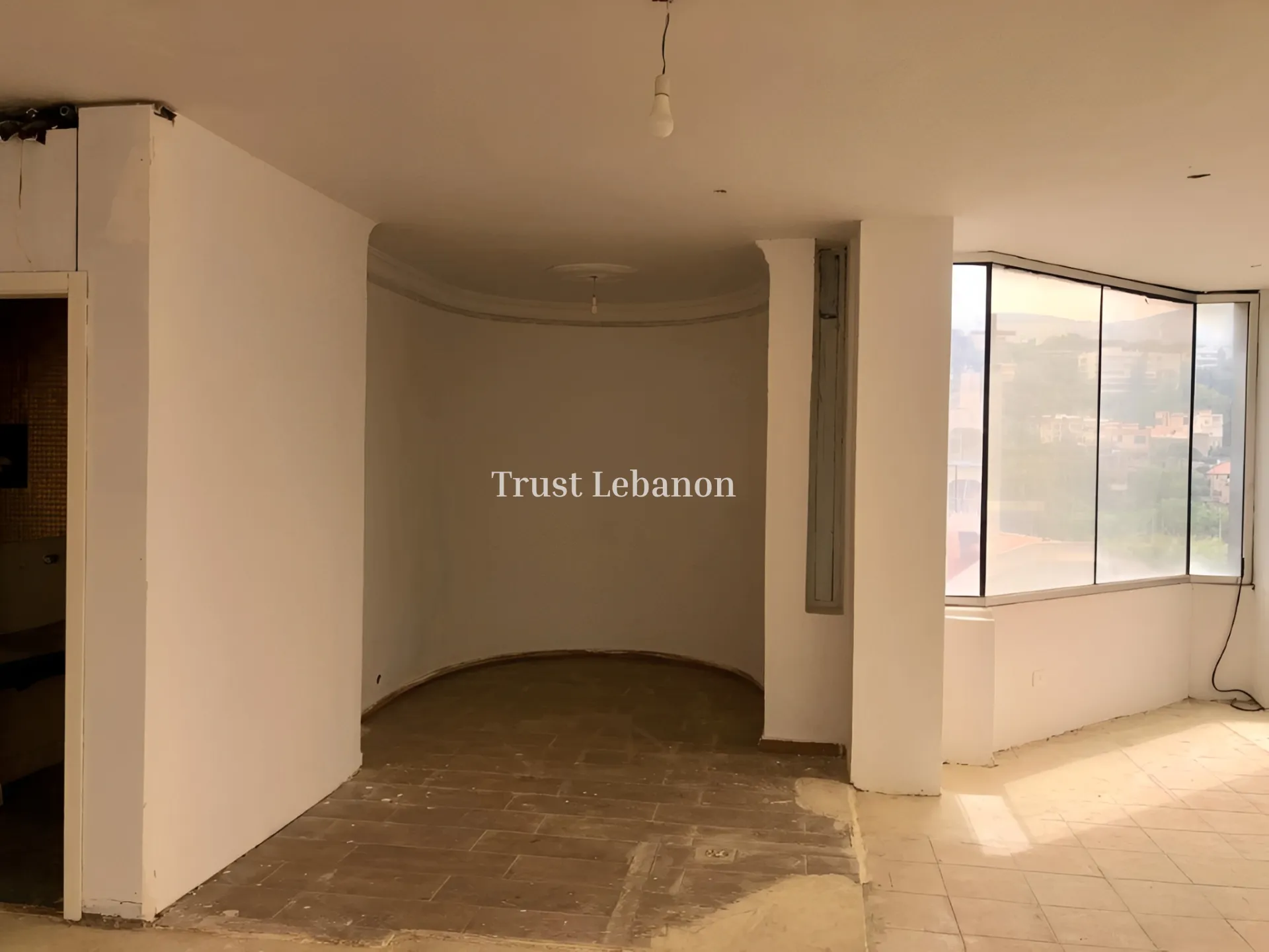 Office for rent in Dbayeh, Lebanon