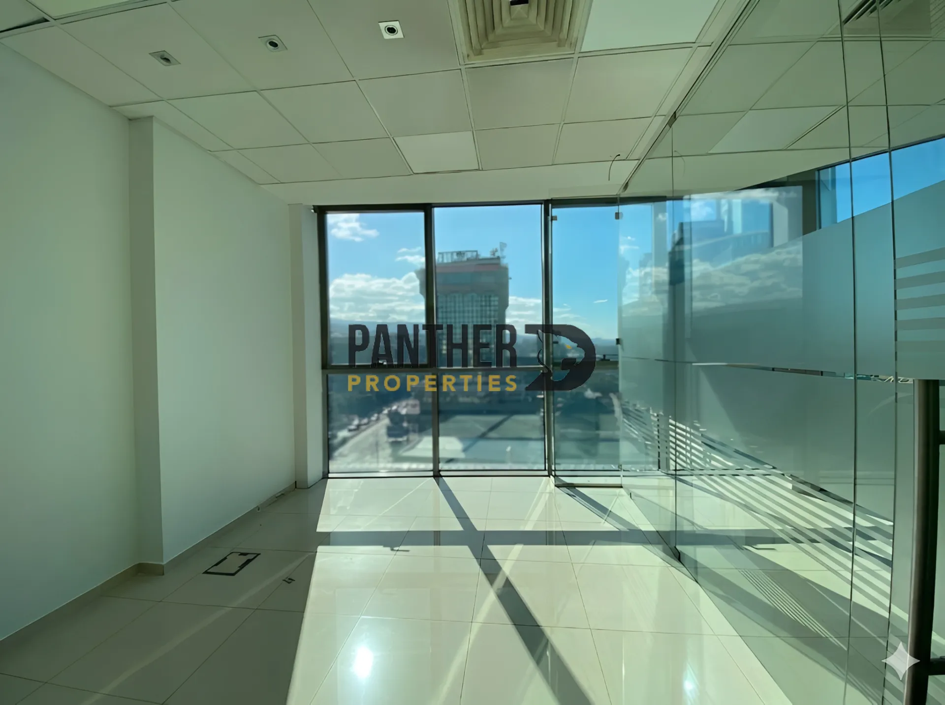 Office for rent in Horch tabet, lebanon