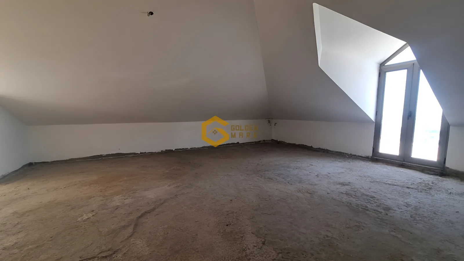Duplex for Sale in Mazraat Yachoua