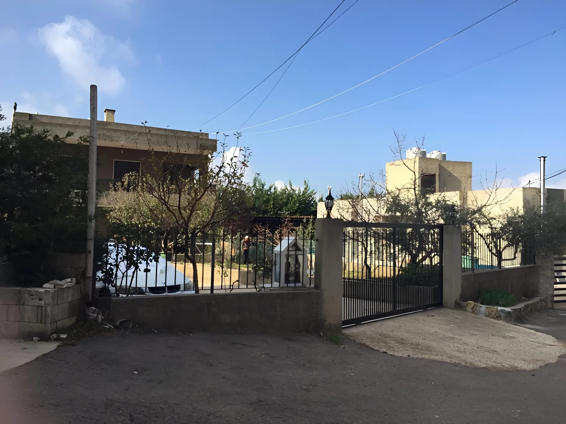 House for sale in Zeghrine