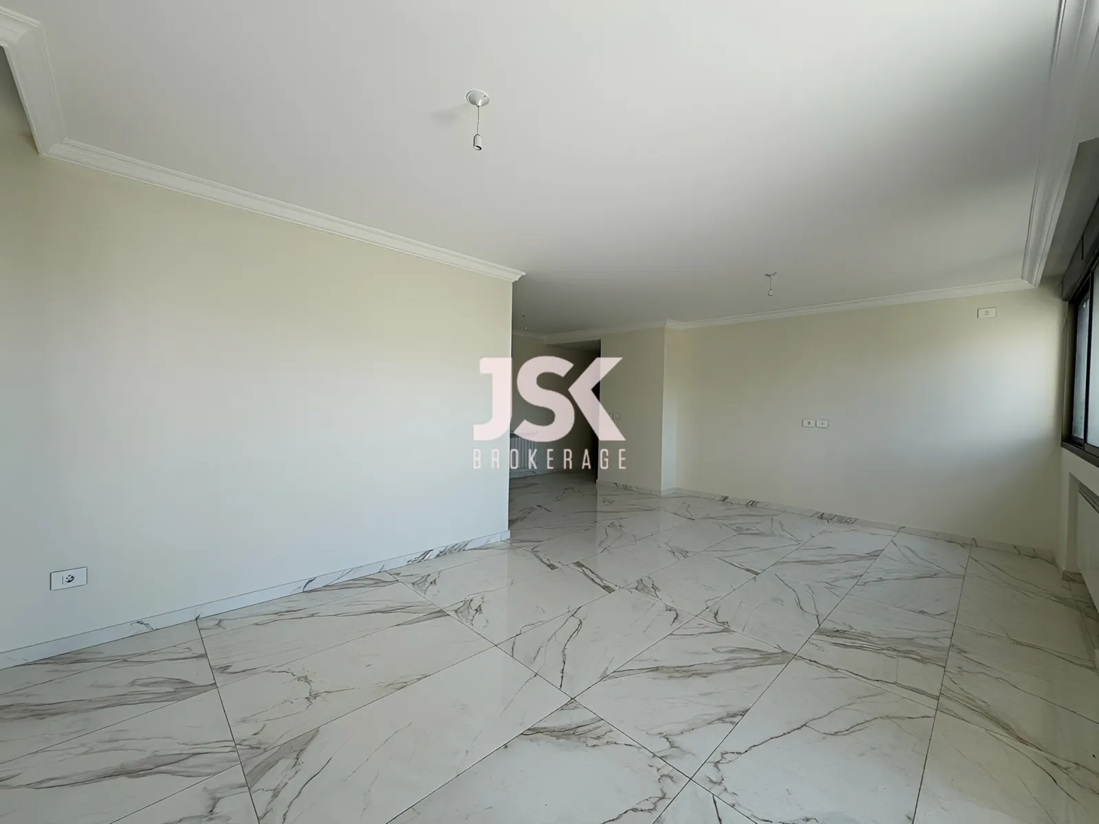 Apartment for Sale in Mar Moussa El Douar