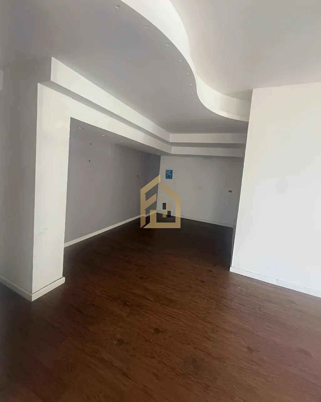 Showroom for rent in Adonis, Lebanon