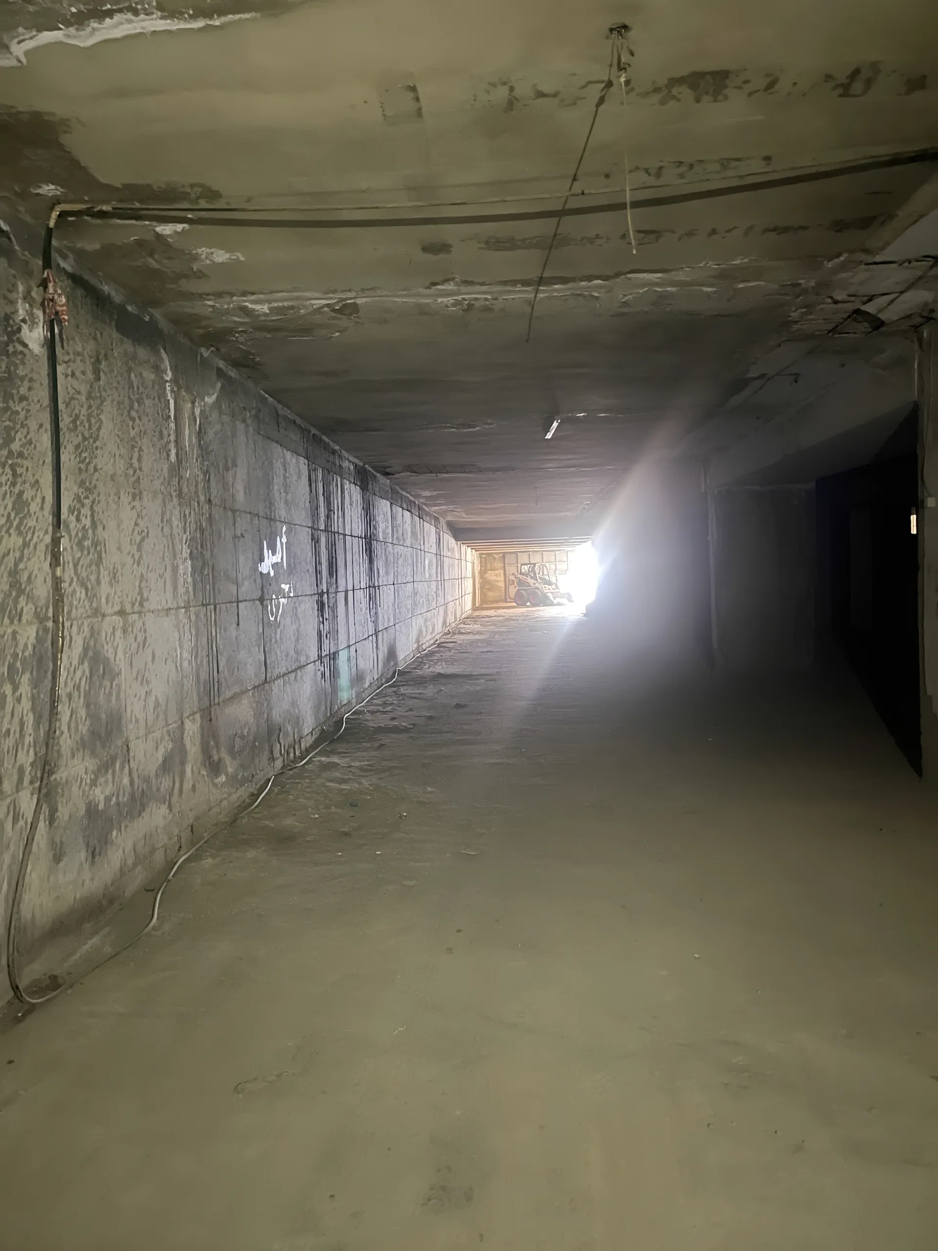 Warehouse for rent in Dekwaneh