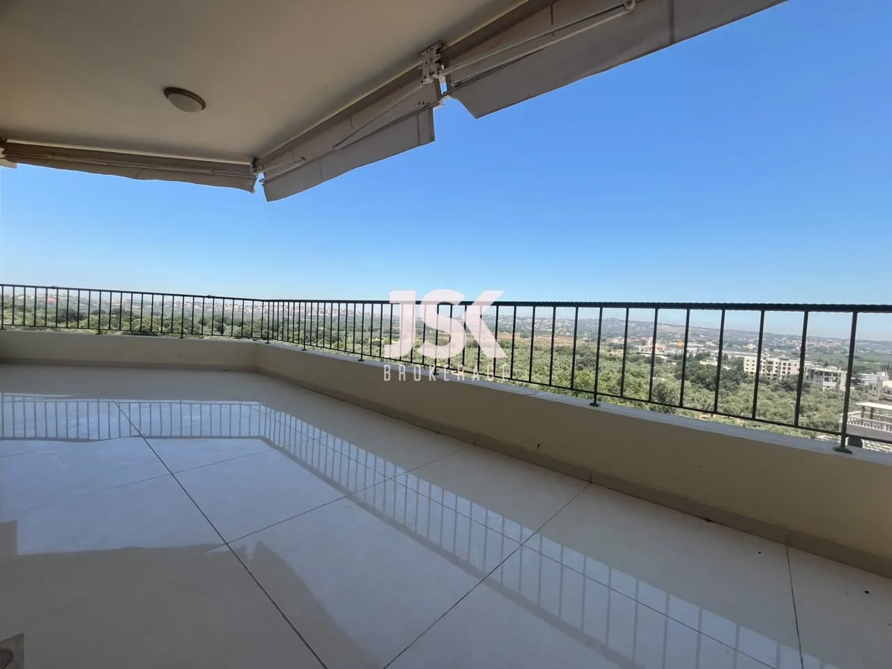Apartment for Sale in Koura - 3 bed, 3 bath