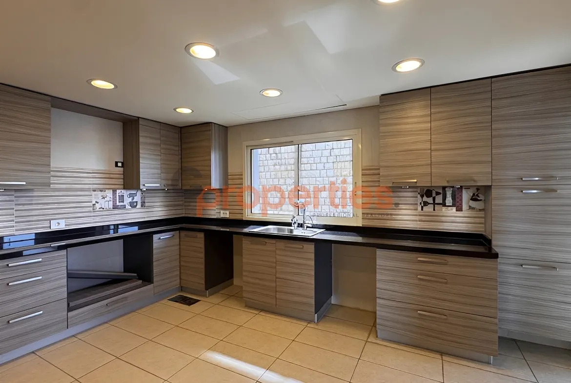 Apartment for Sale in Beit El Chaar