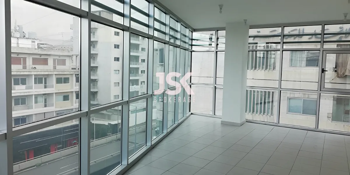 Office for sale in Sin El Fil
