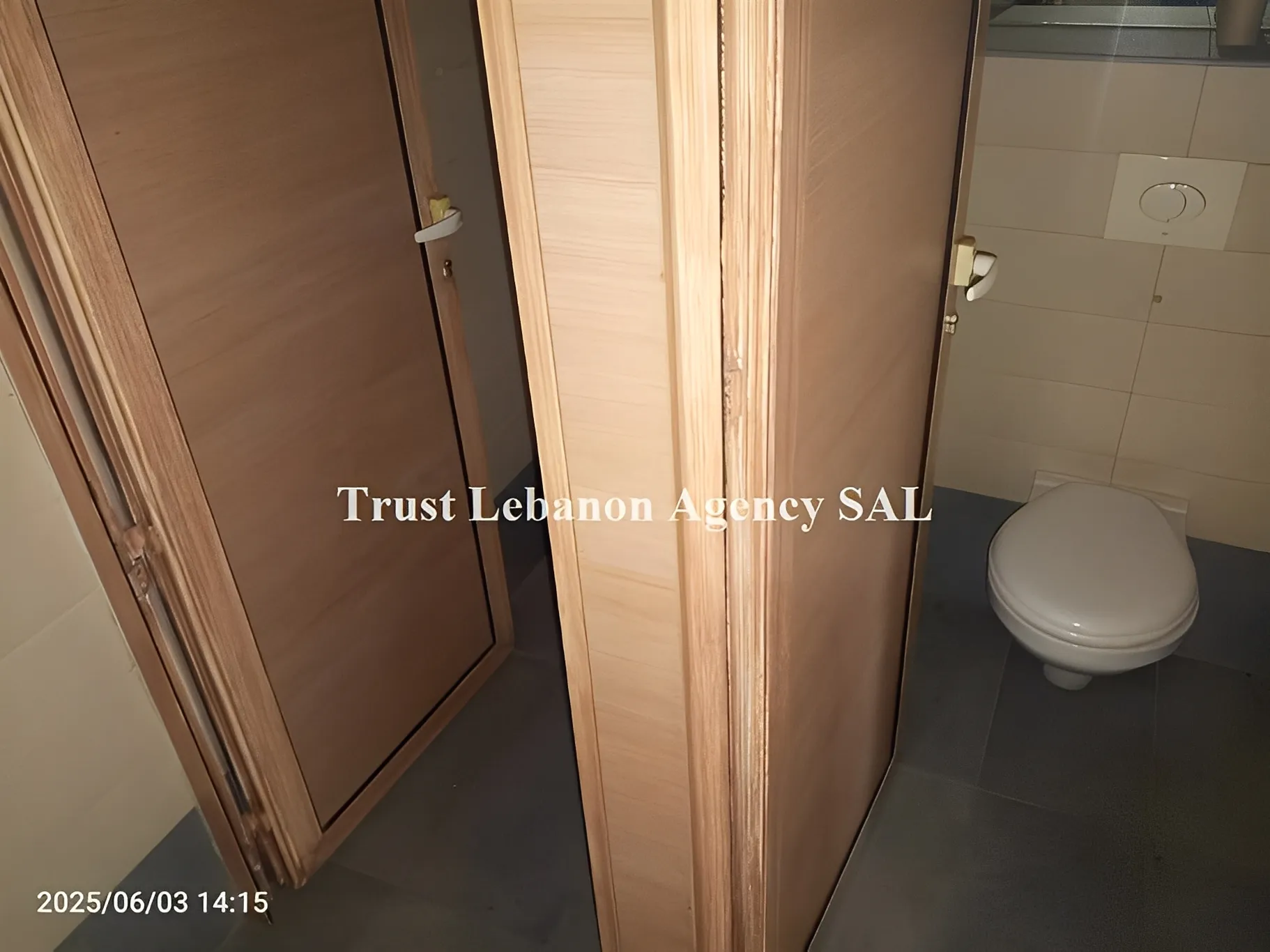 Office for rent in Beirut, Corniche El Nahr