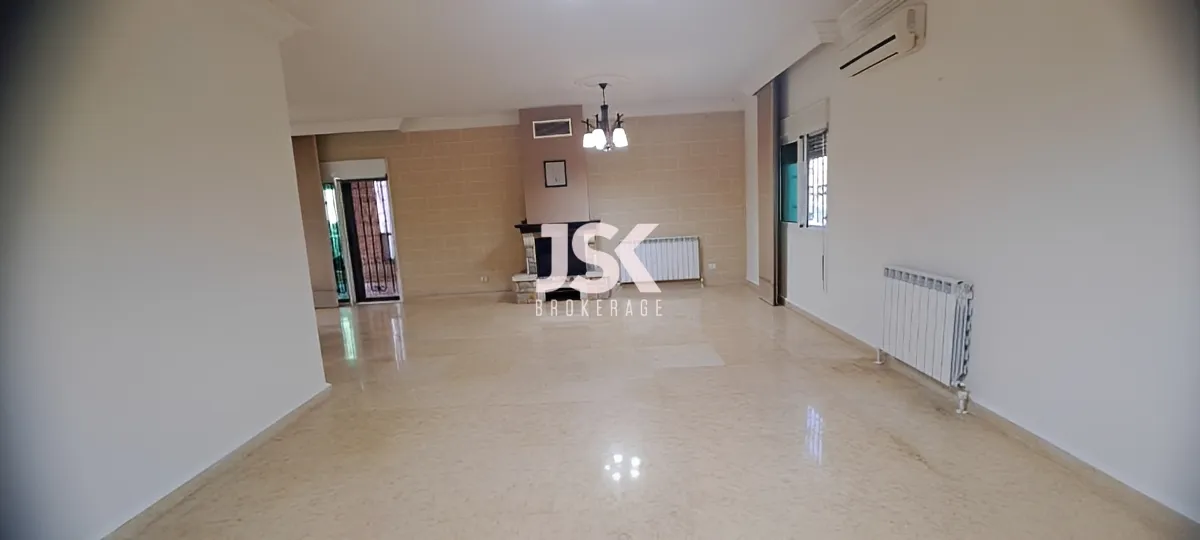 Apartment for Sale in Aamchit, Lebanon - 3 bed, 3 bath