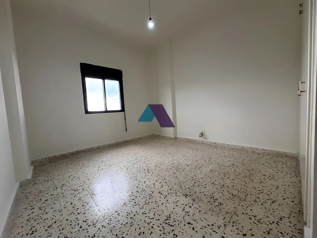 Apartment for Sale in Aamchit