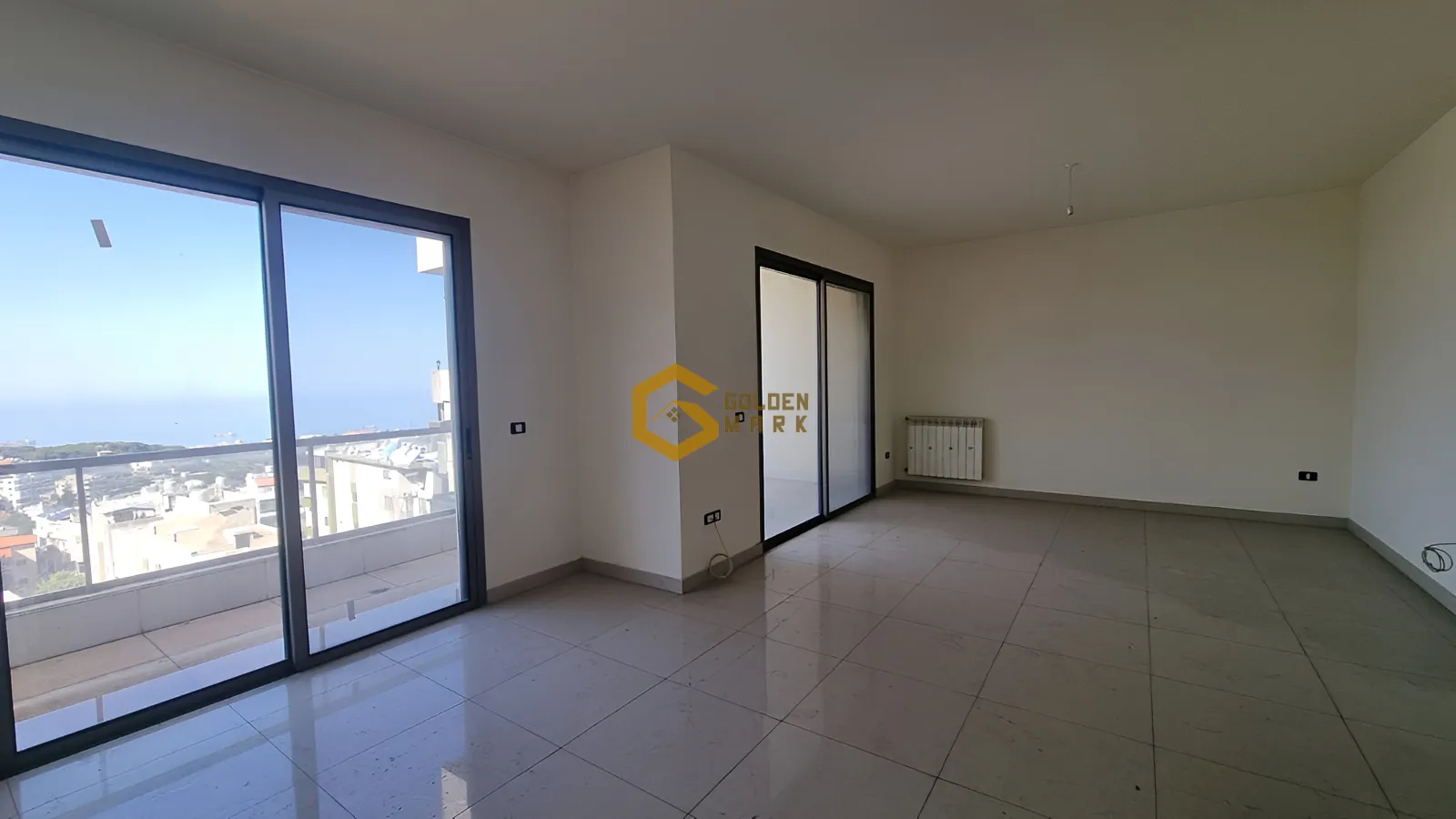Duplex for Sale in Mazraat Yachoua - 3 bed, 4 bath
