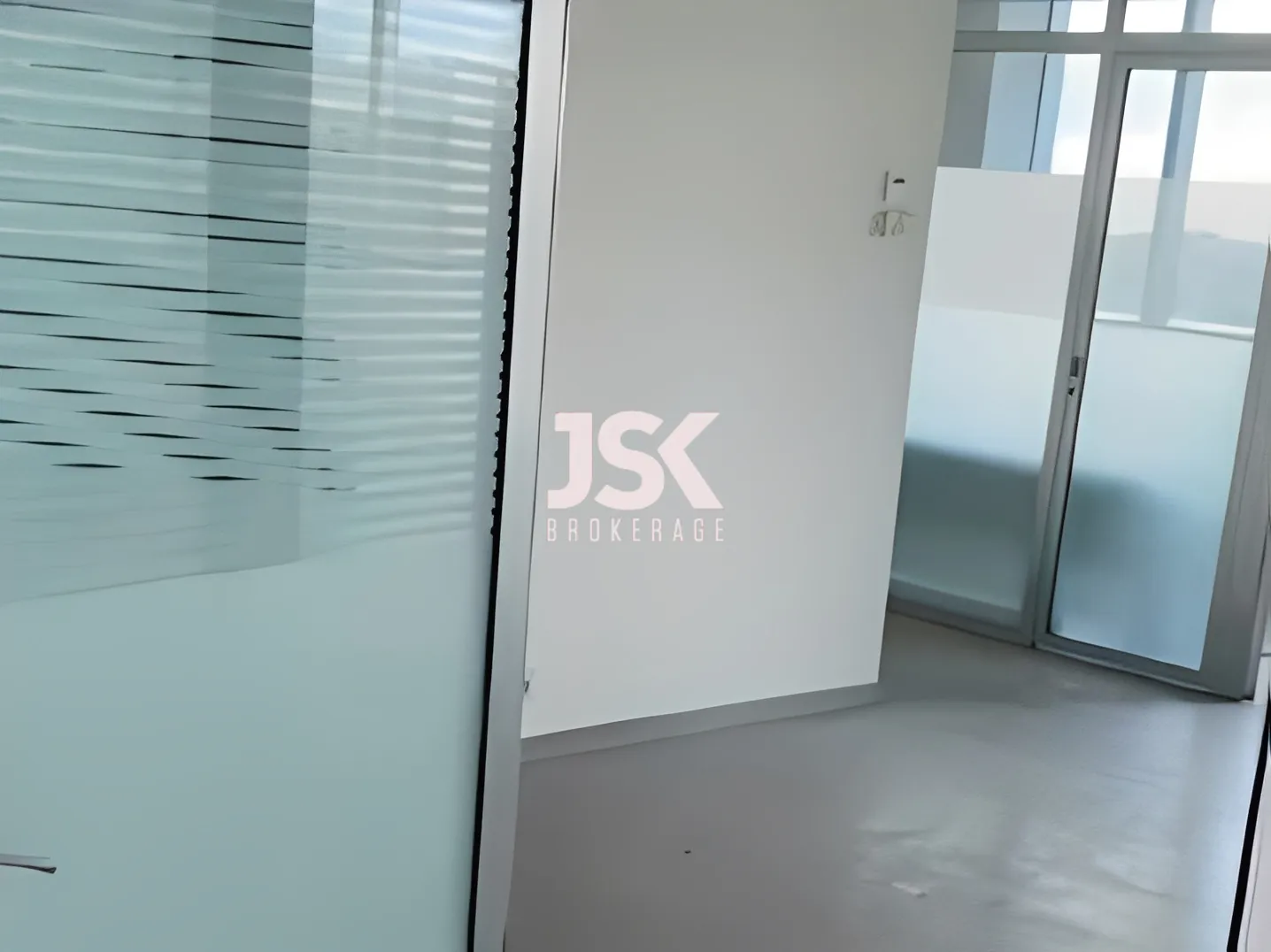 Office for Rent in Sin El Fil