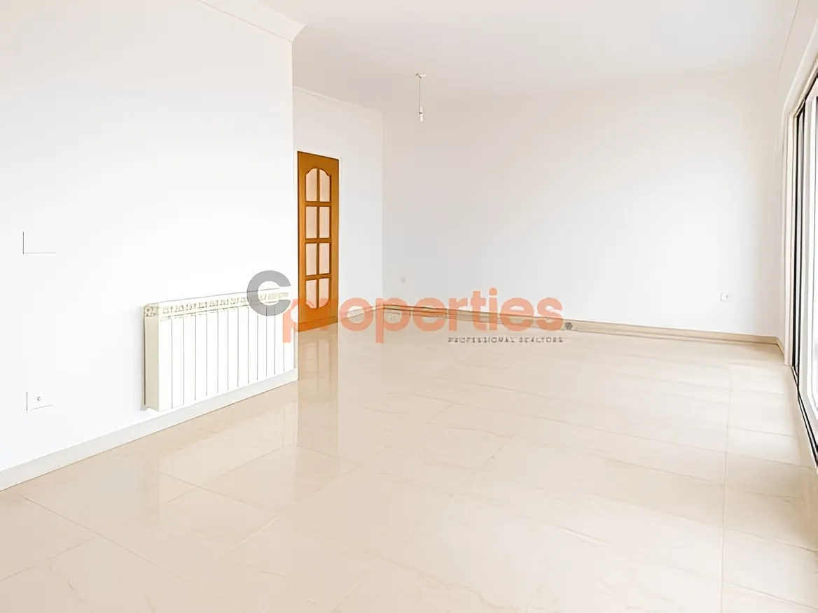 Apartment for Sale in Kfar Hbab - 3 bed, 3 bath