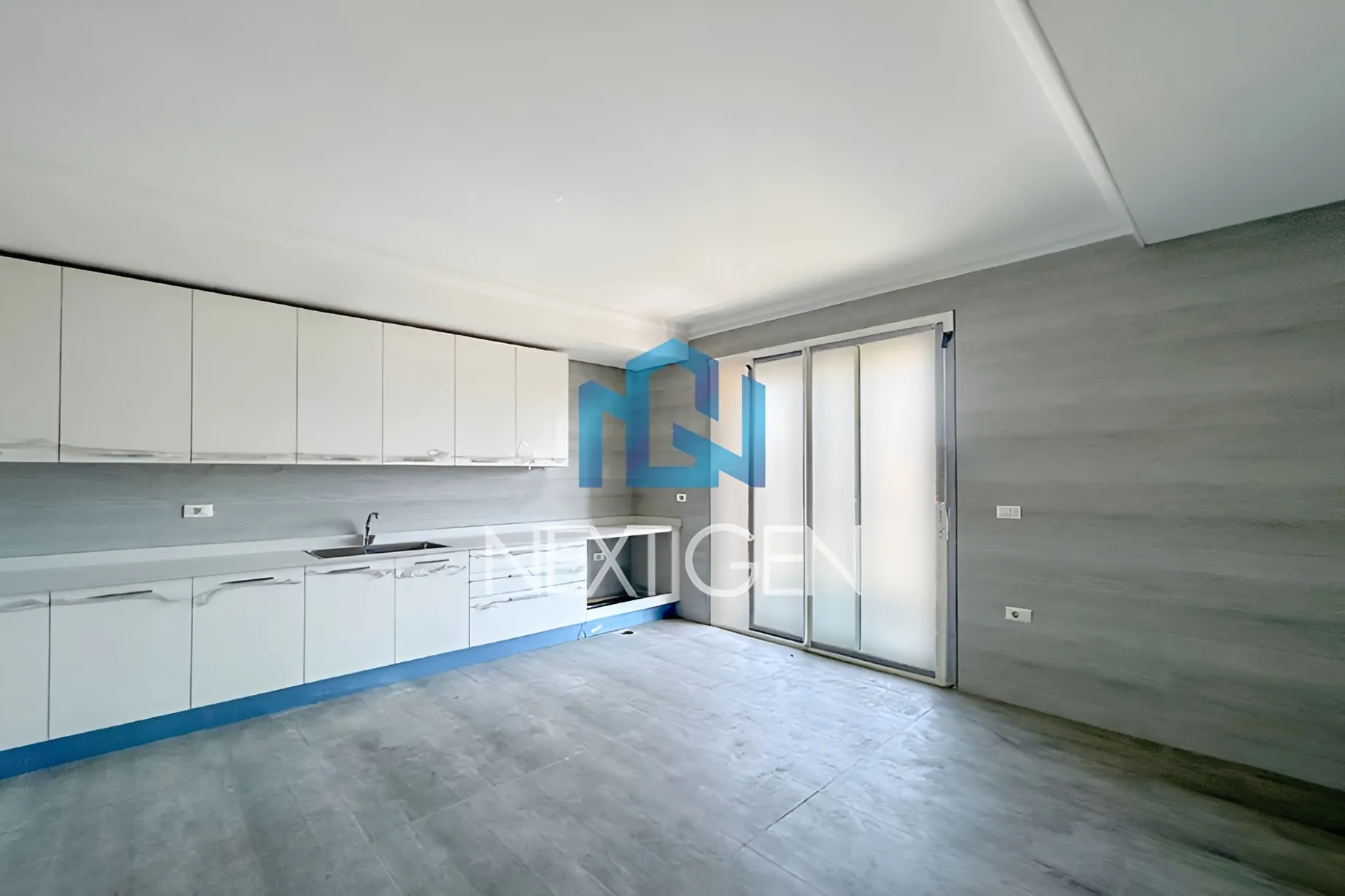 Apartment for rent in Sanayeh, Beirut, Lebanon - 3 bed, 4 bath