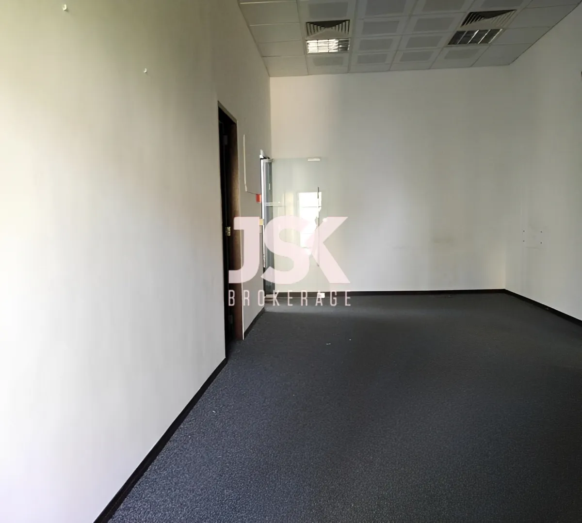 Office for rent in Zouk Mikael
