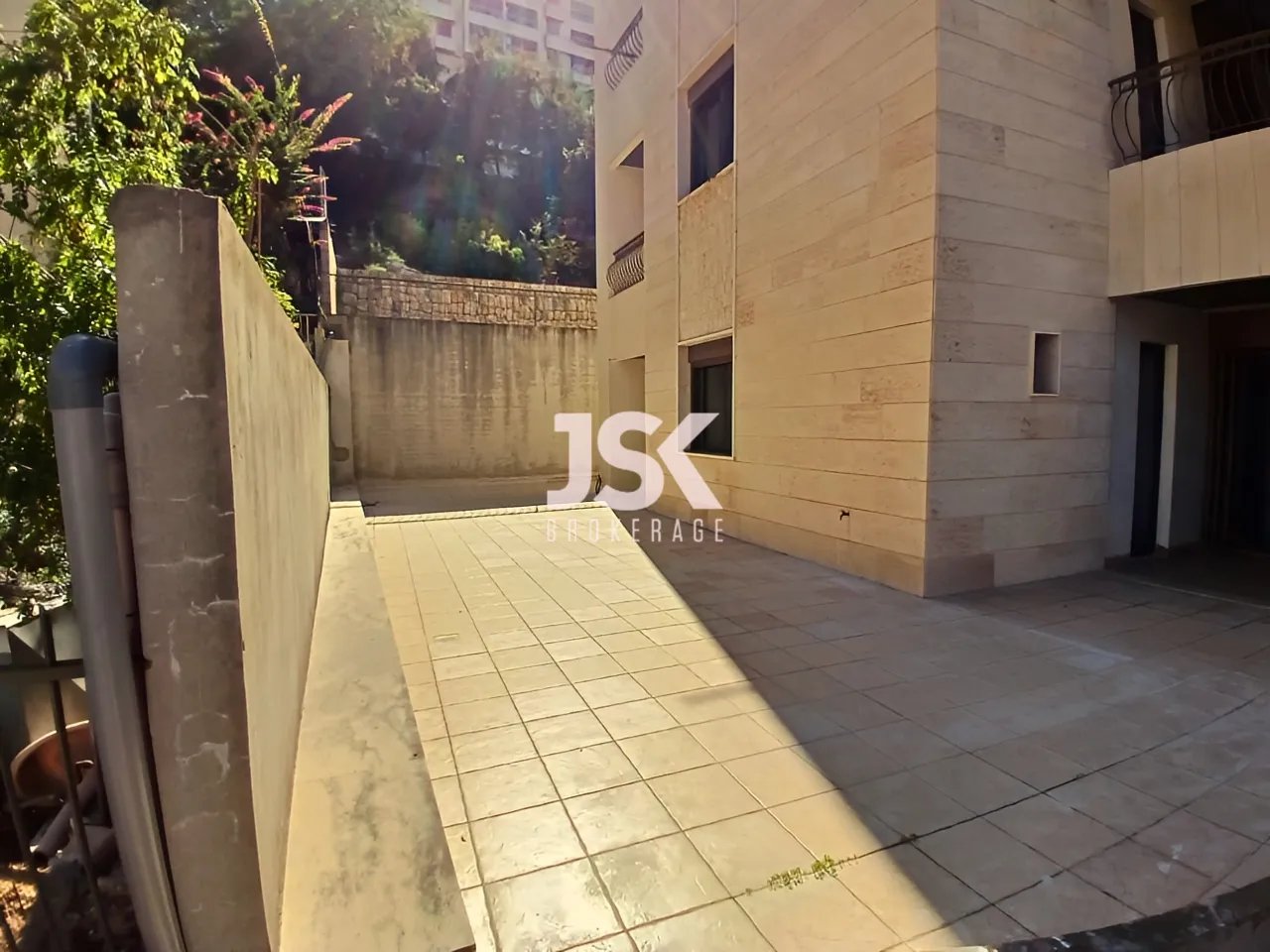 Apartment for Sale in Cornet Chahwan