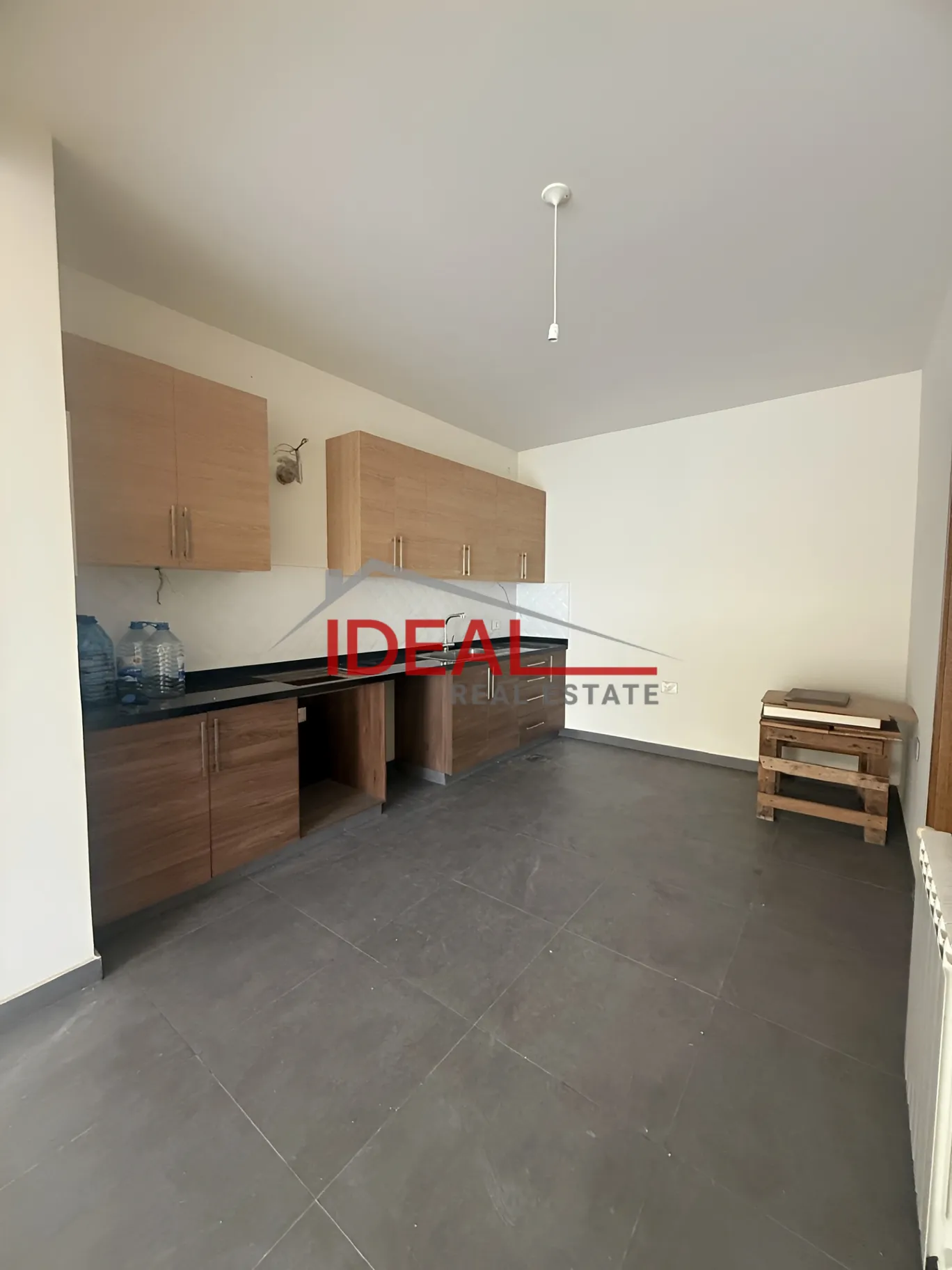 Apartment for rent in Dik El Mehdi, Lebanon - 3 bed, 4 bath