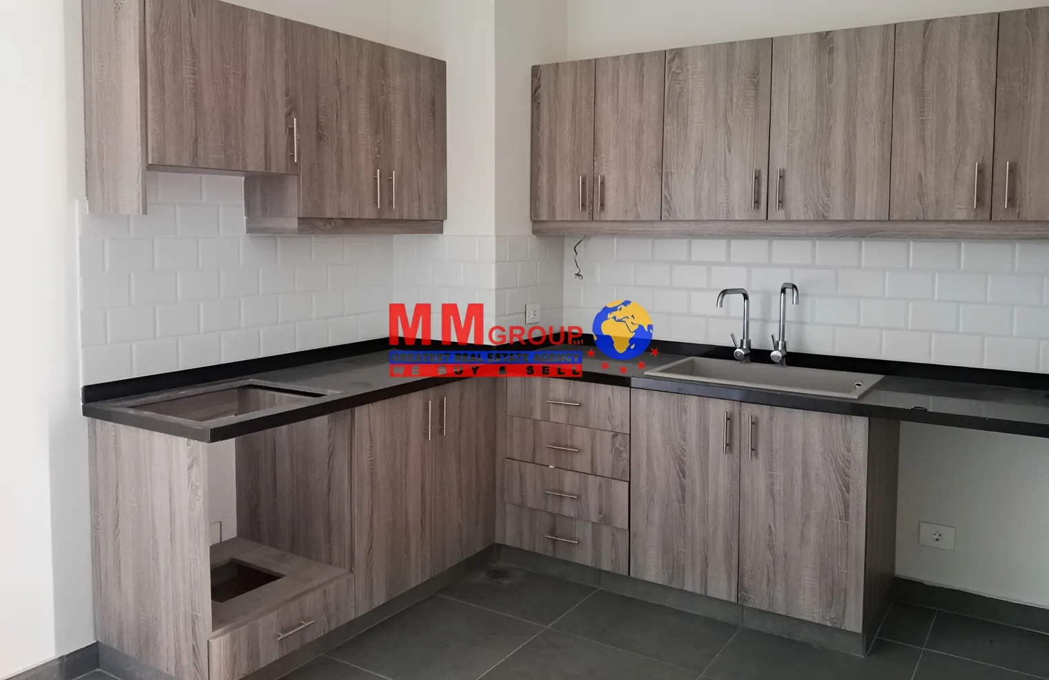 Apartment for sale in Oyoun