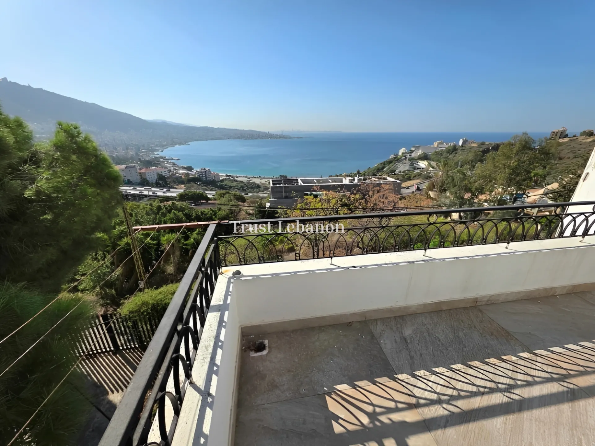 Villa for sale in Adma w Dafnah, Lebanon - 5 bed, 6 bath