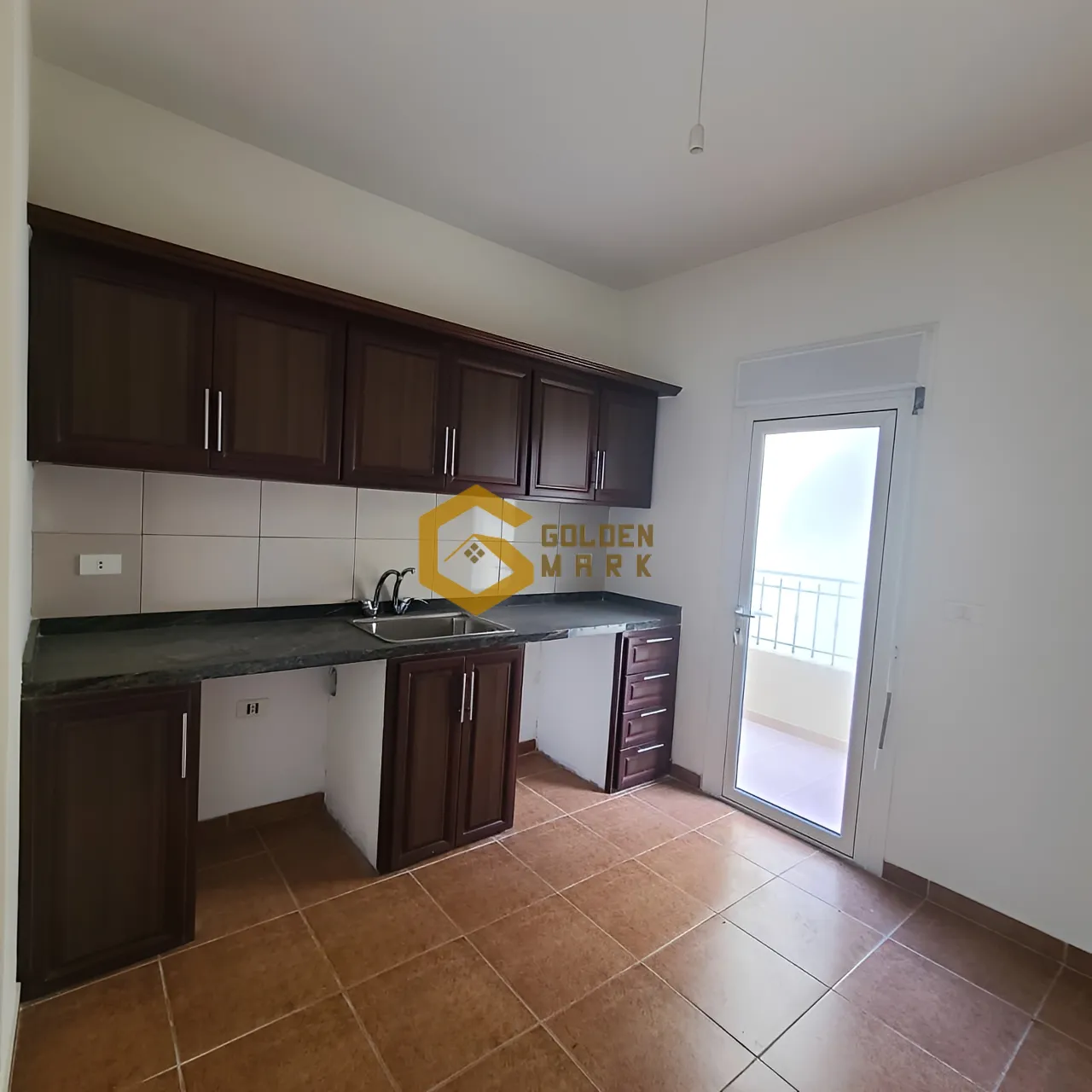 Apartment for Sale in Hosrayel