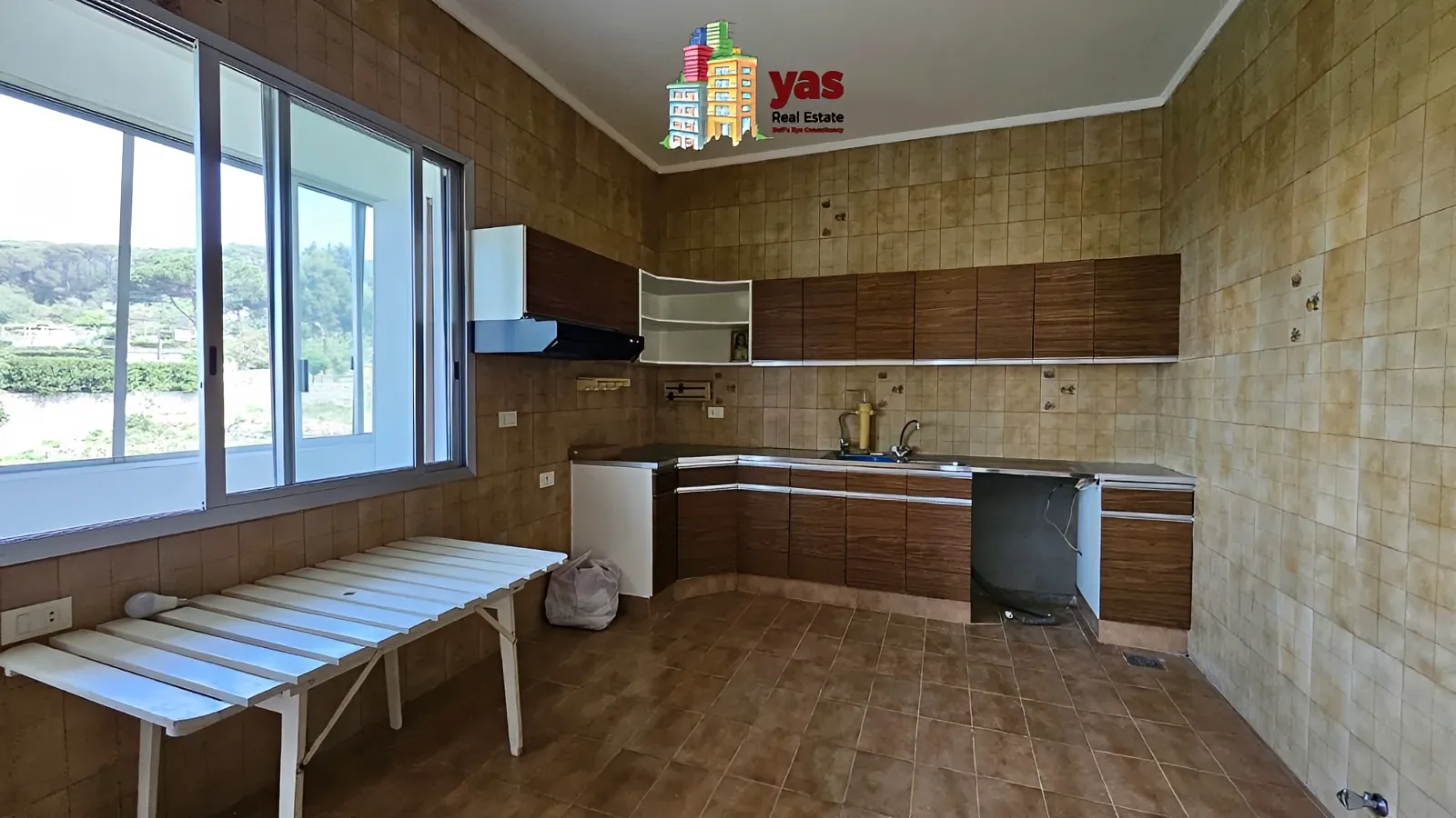 Apartment for Rent in Ajaltoun - 3 bed, 3 bath