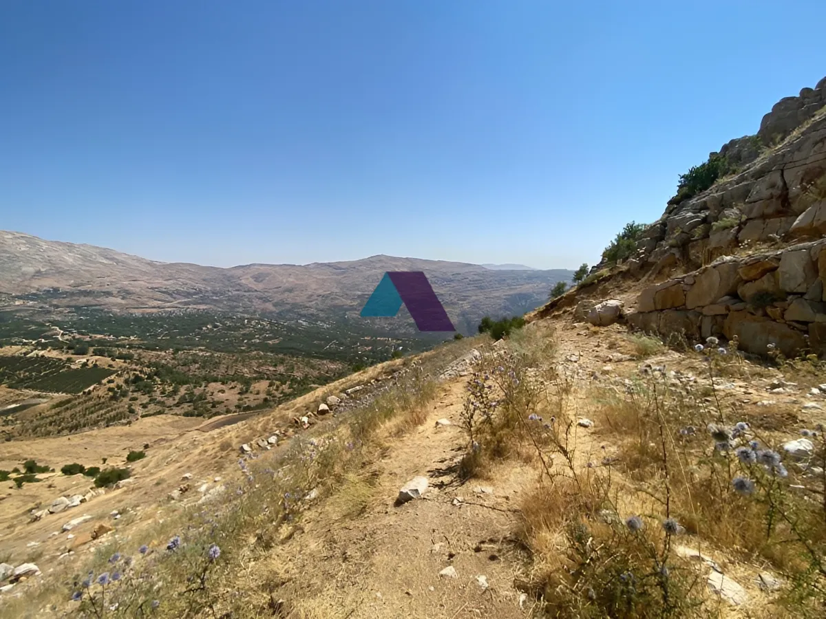 Land for Sale in Faqra