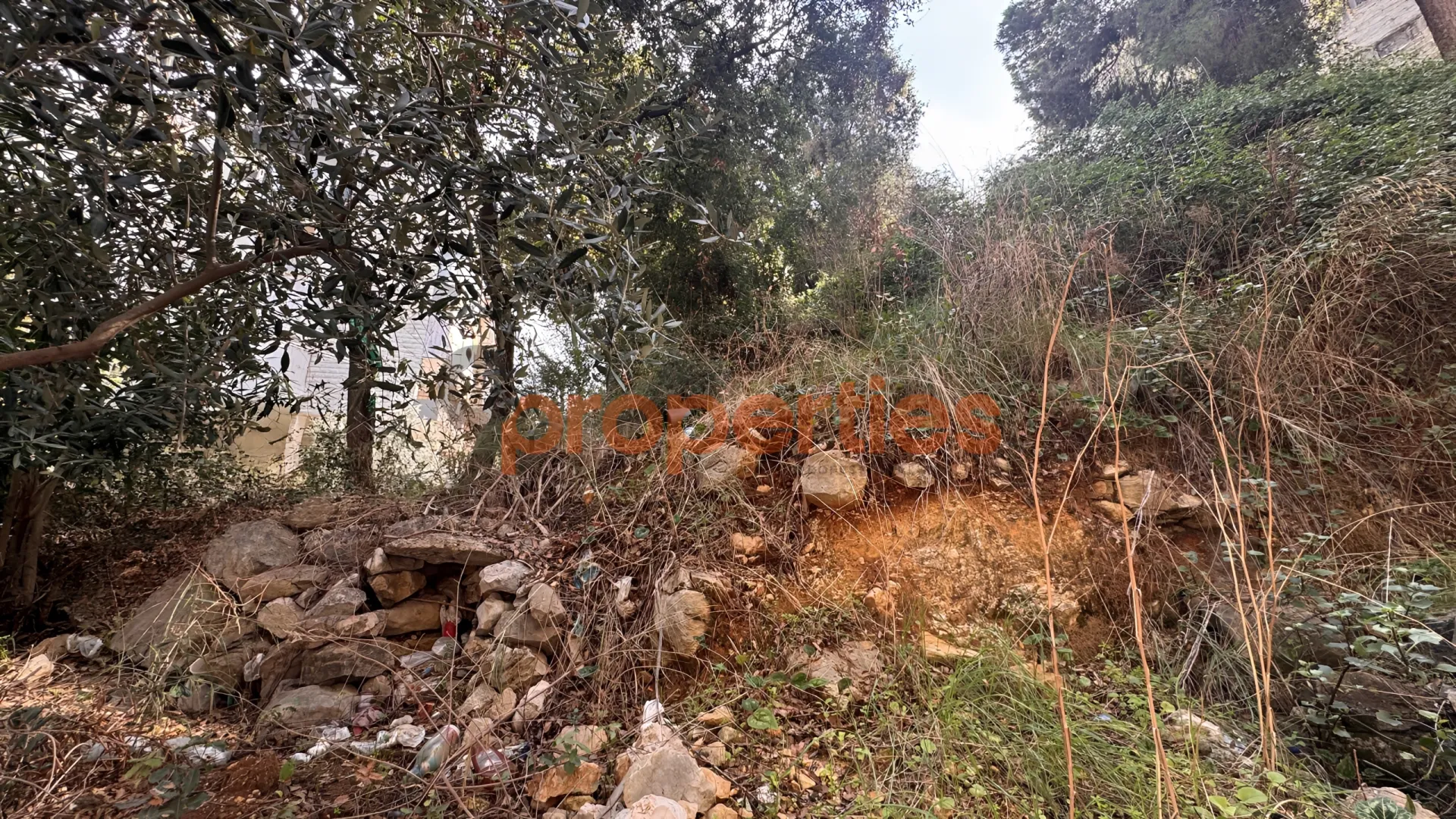 Residential Land for Sale in Beit El Chaar