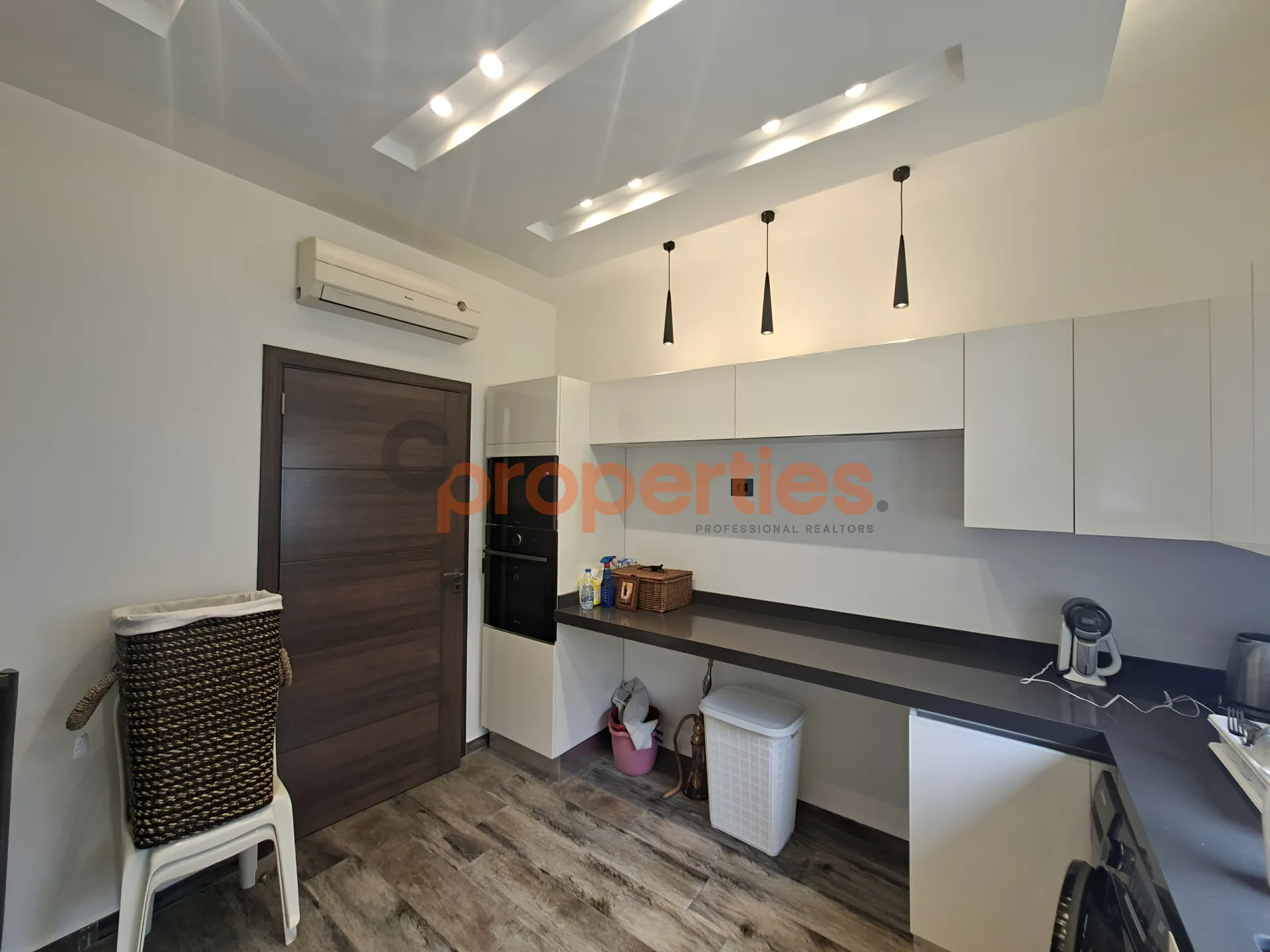 Apartment for Sale in Halat