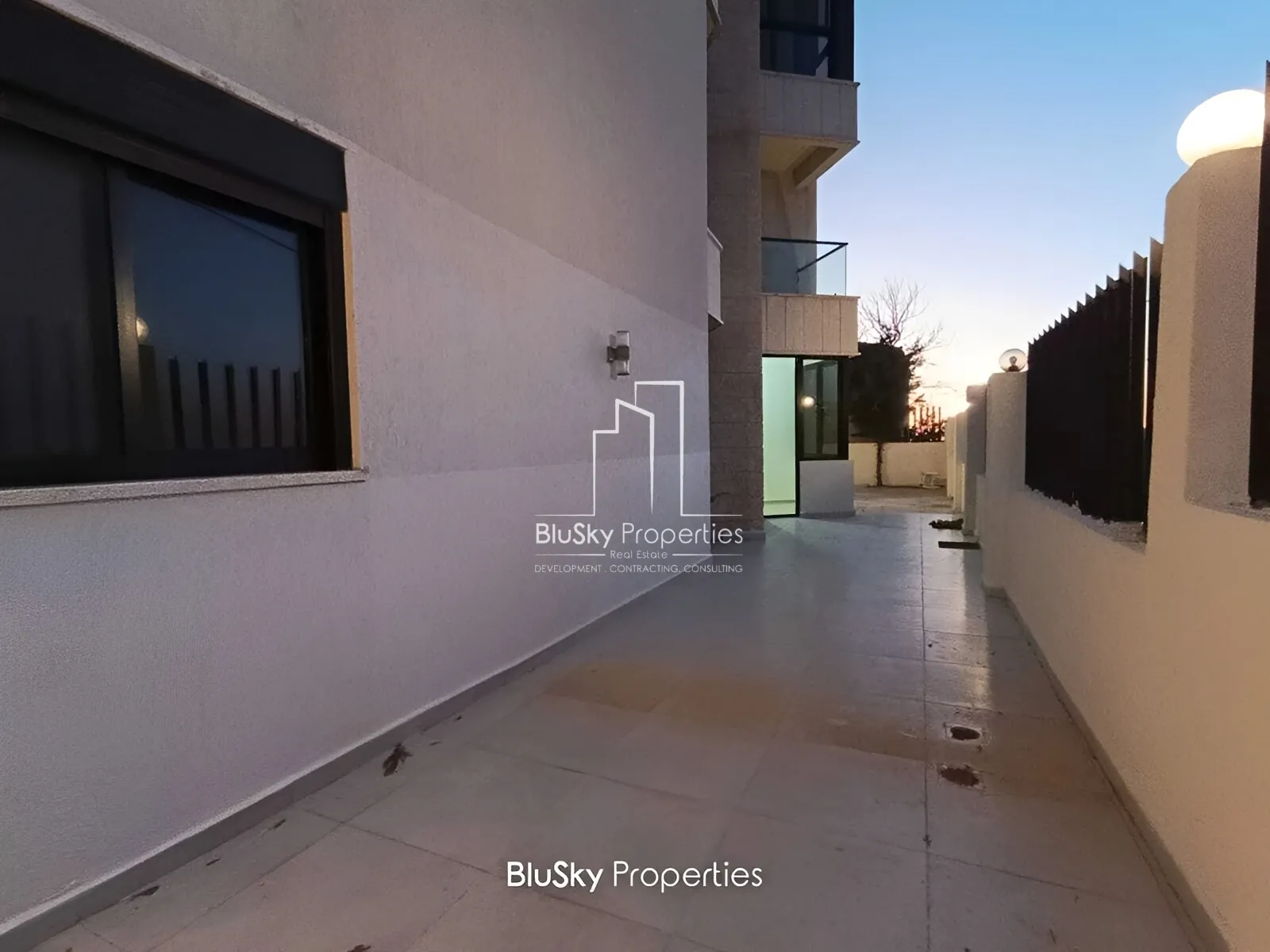 Apartment for Sale in Blat - 3 bed, 2 bath