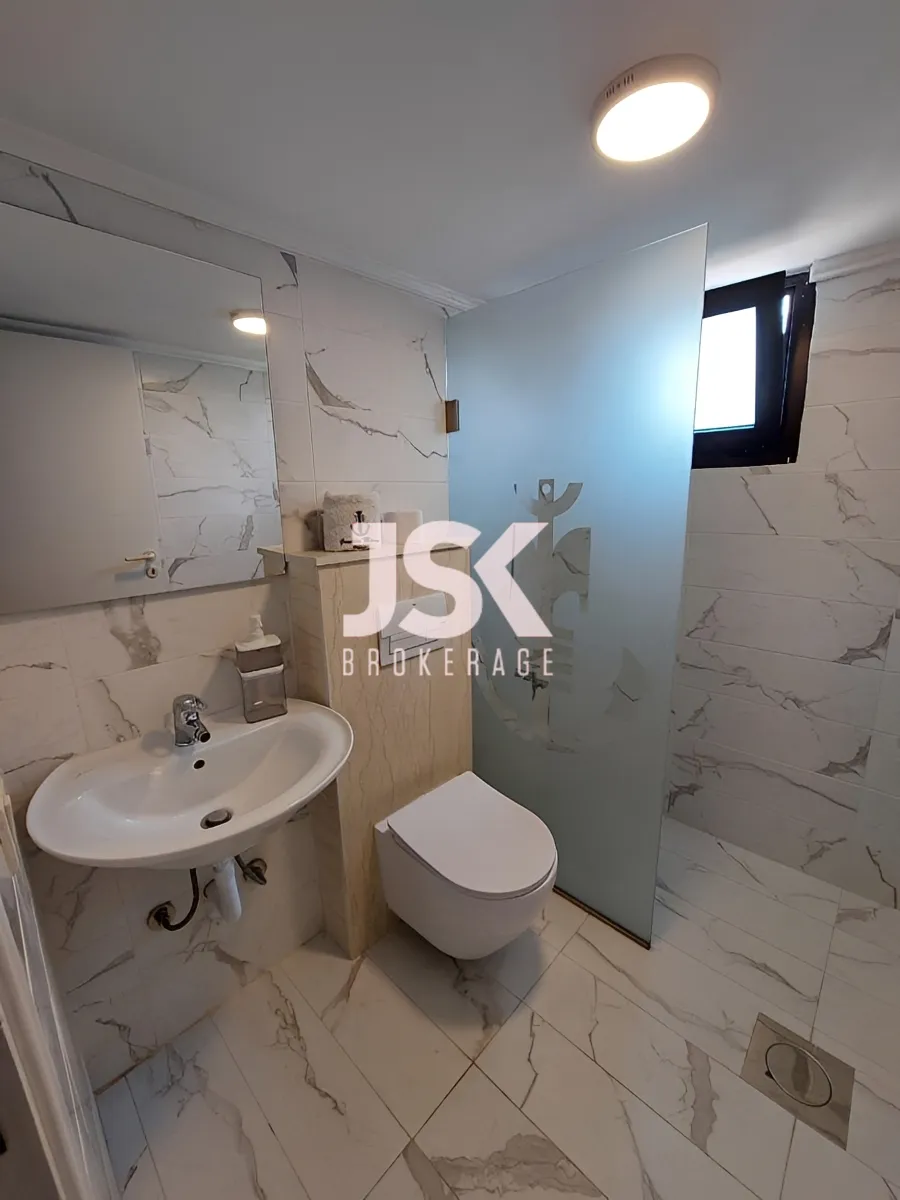 Studio for rent in Halat