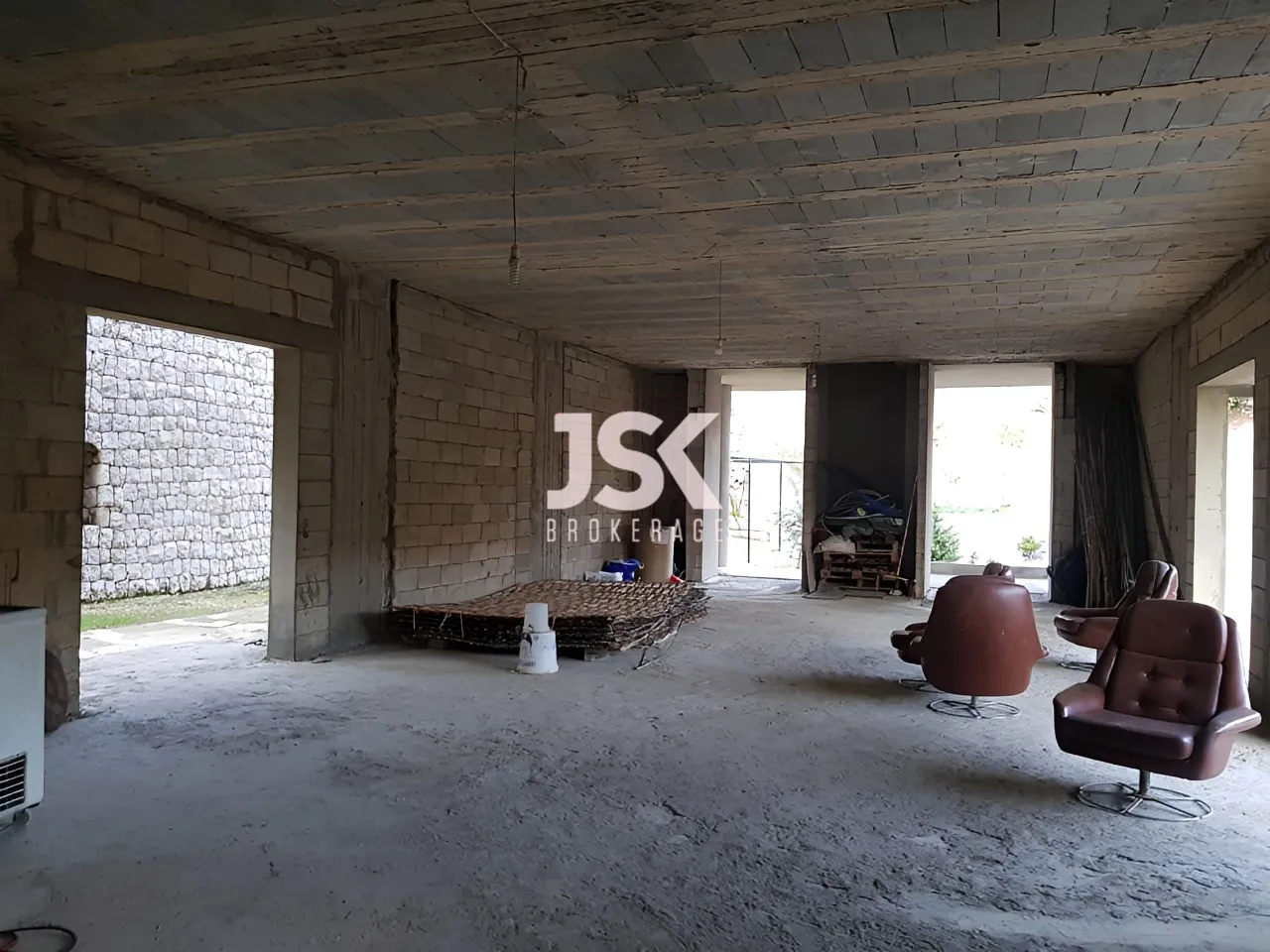 Triplex for sale in Chahtoul