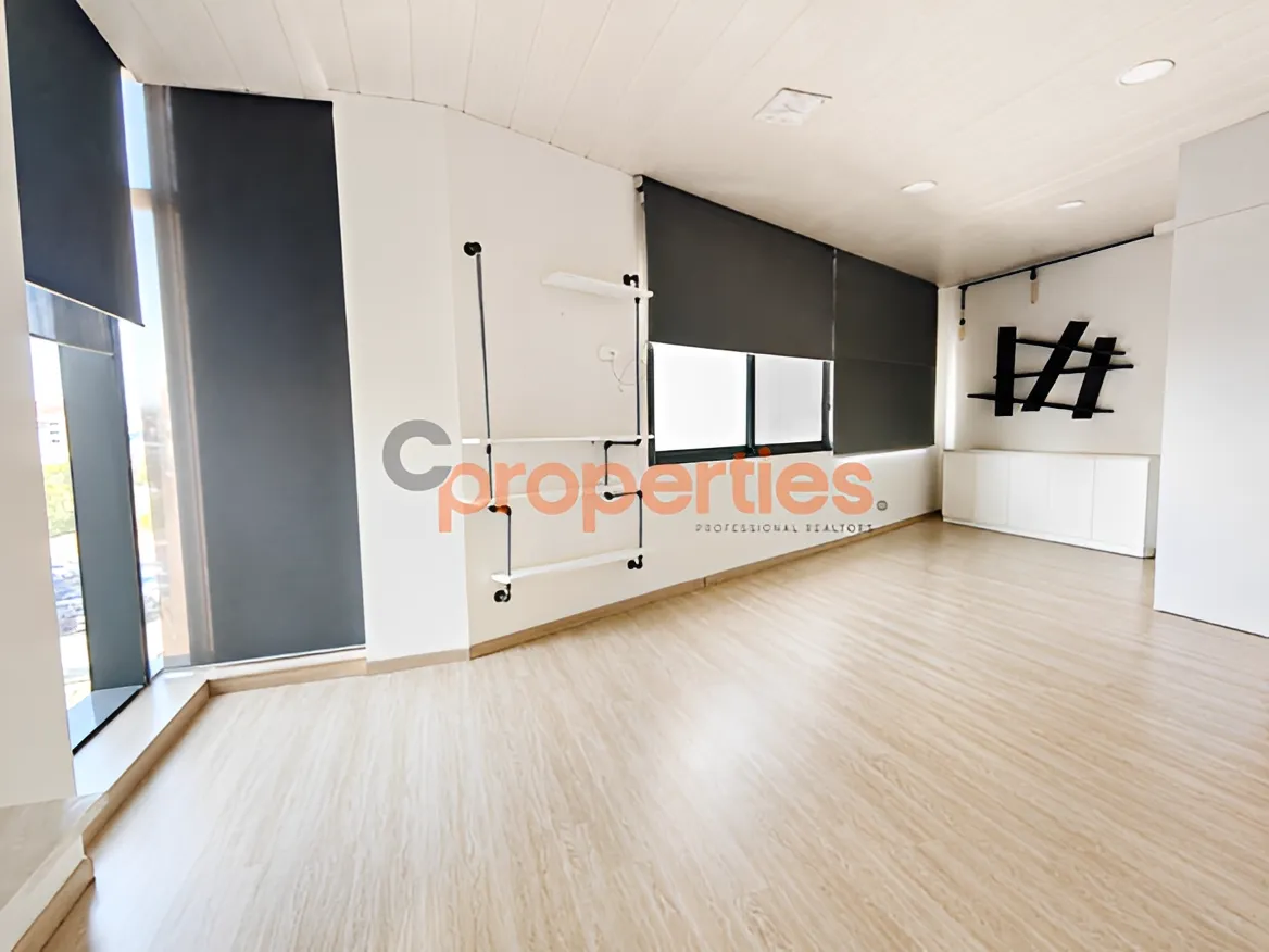 Office for Rent in Antelias