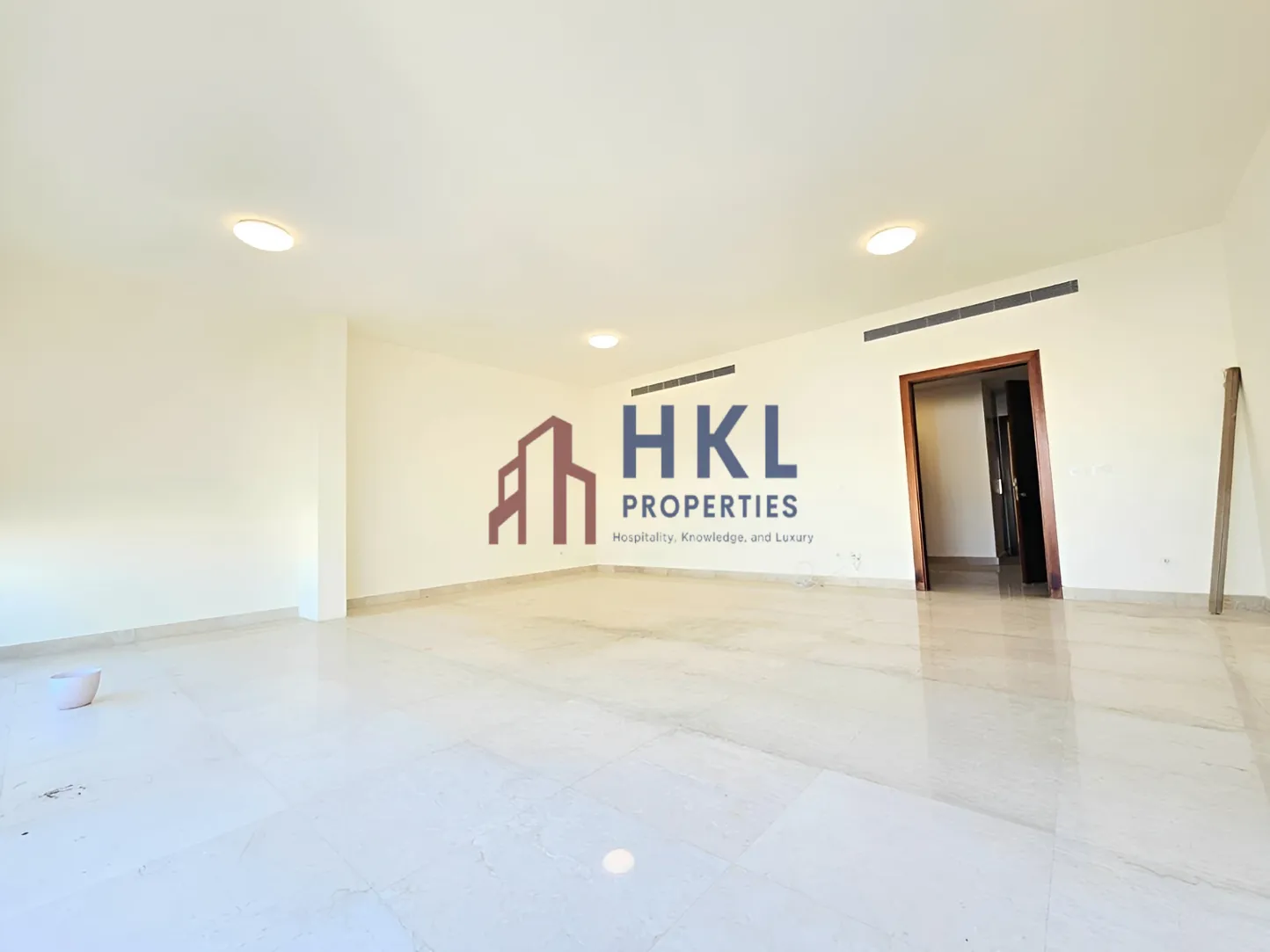 Apartment for sale in Hamra