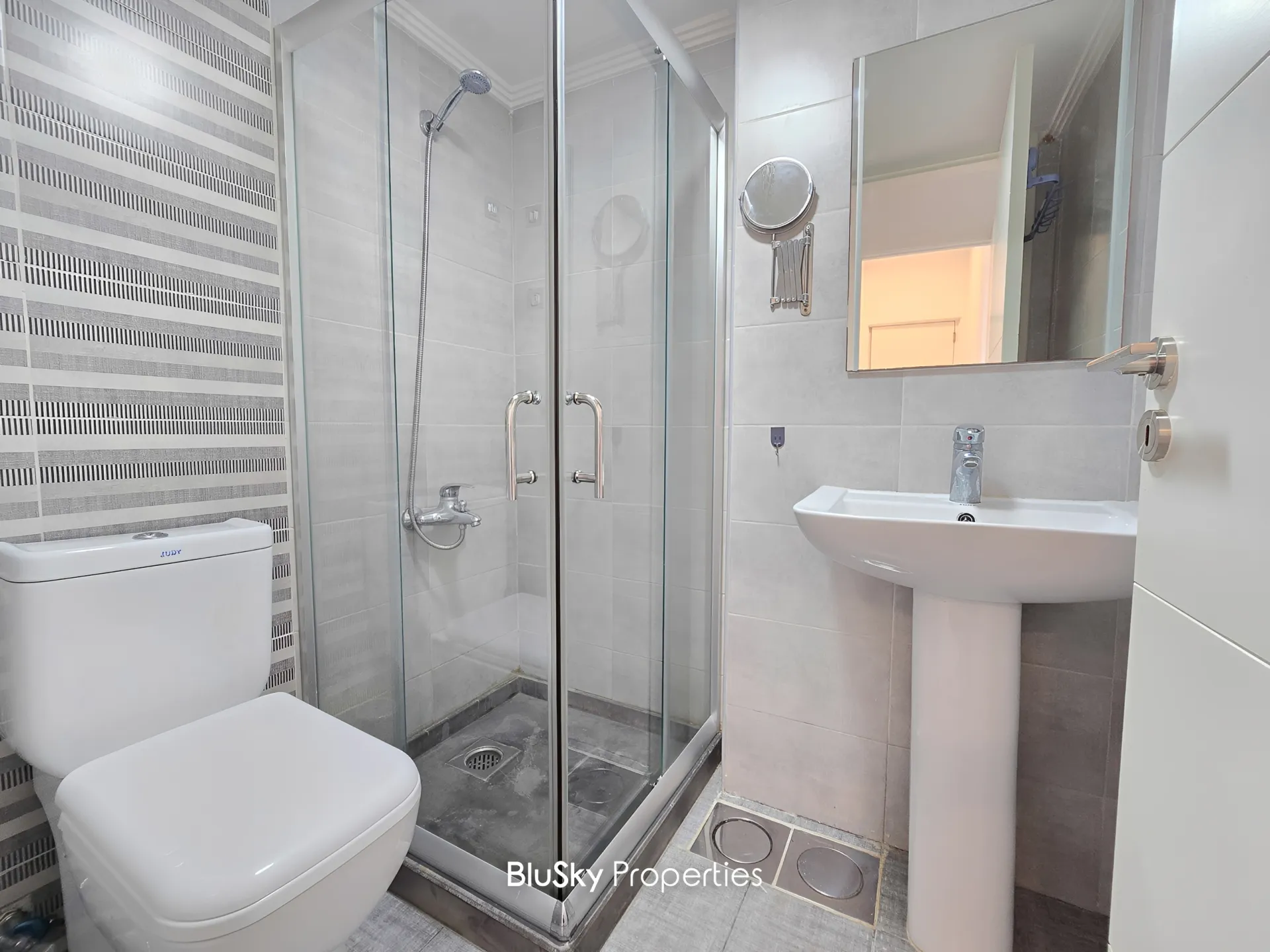 Apartment for rent in Mansourieh, lebanon