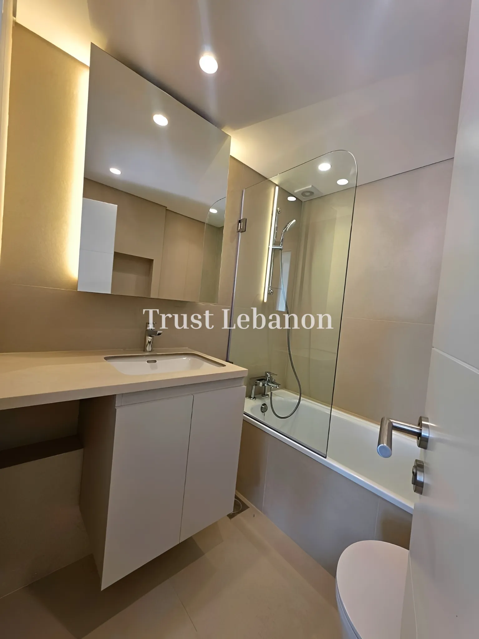 Chalet for rent in Zouk Mosbeh, Lebanon