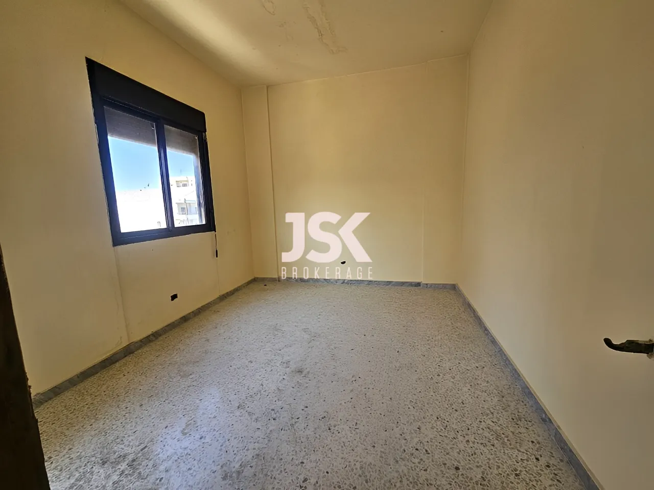 Apartment for Sale in Zgharta - 3 bed, 1 bath