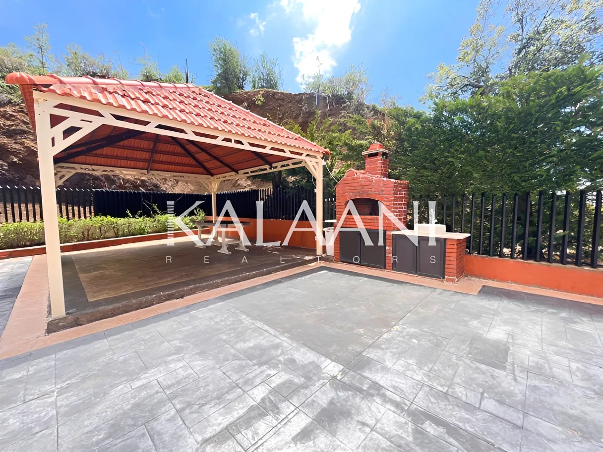 Villa for sale in Beqaatet Aachqout, Lebanon