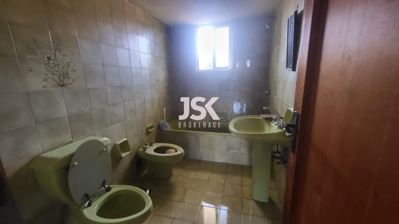 Apartment for Sale in Ajaltoun