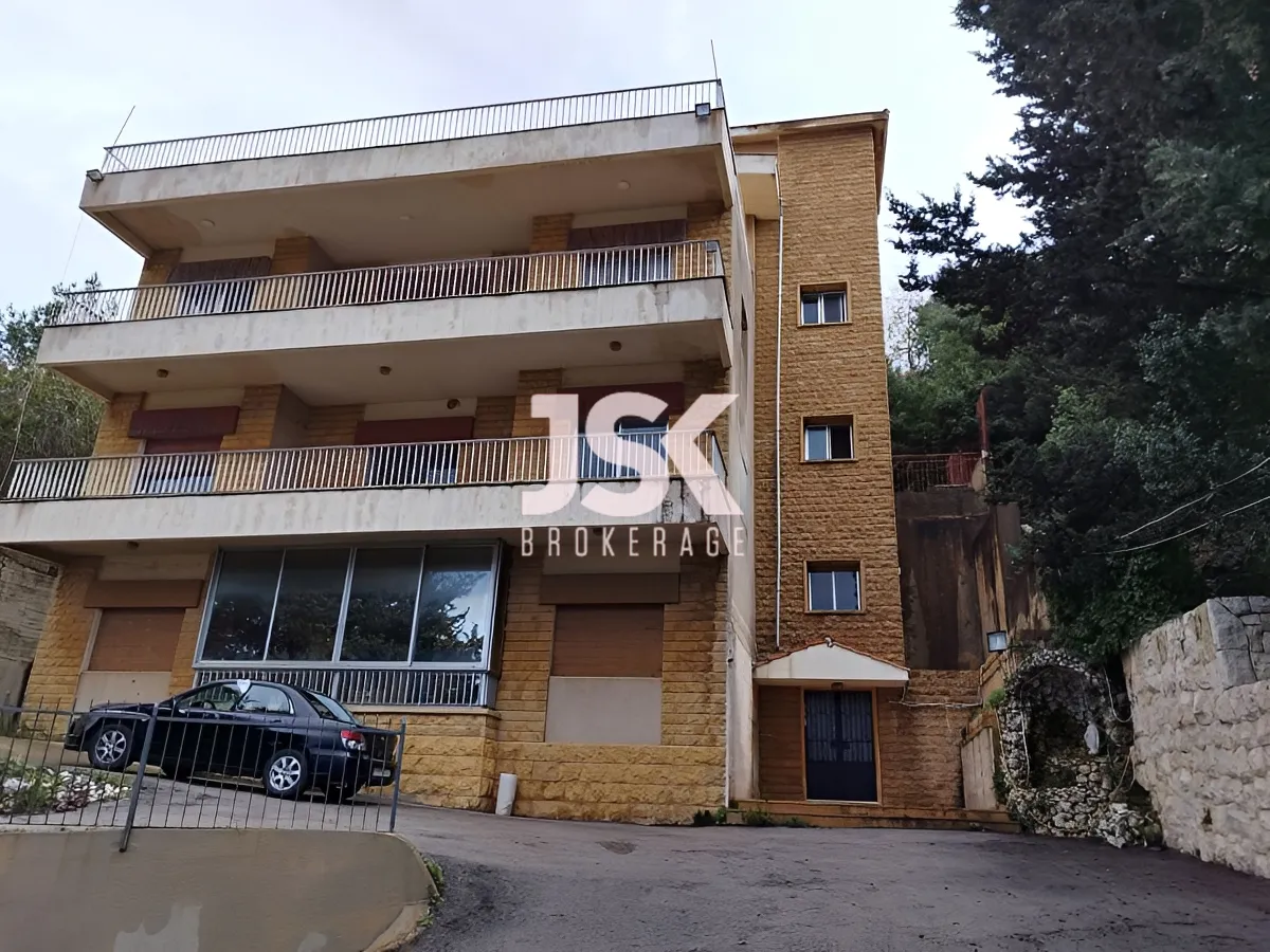 Villa for Sale in Kfour, Lebanon