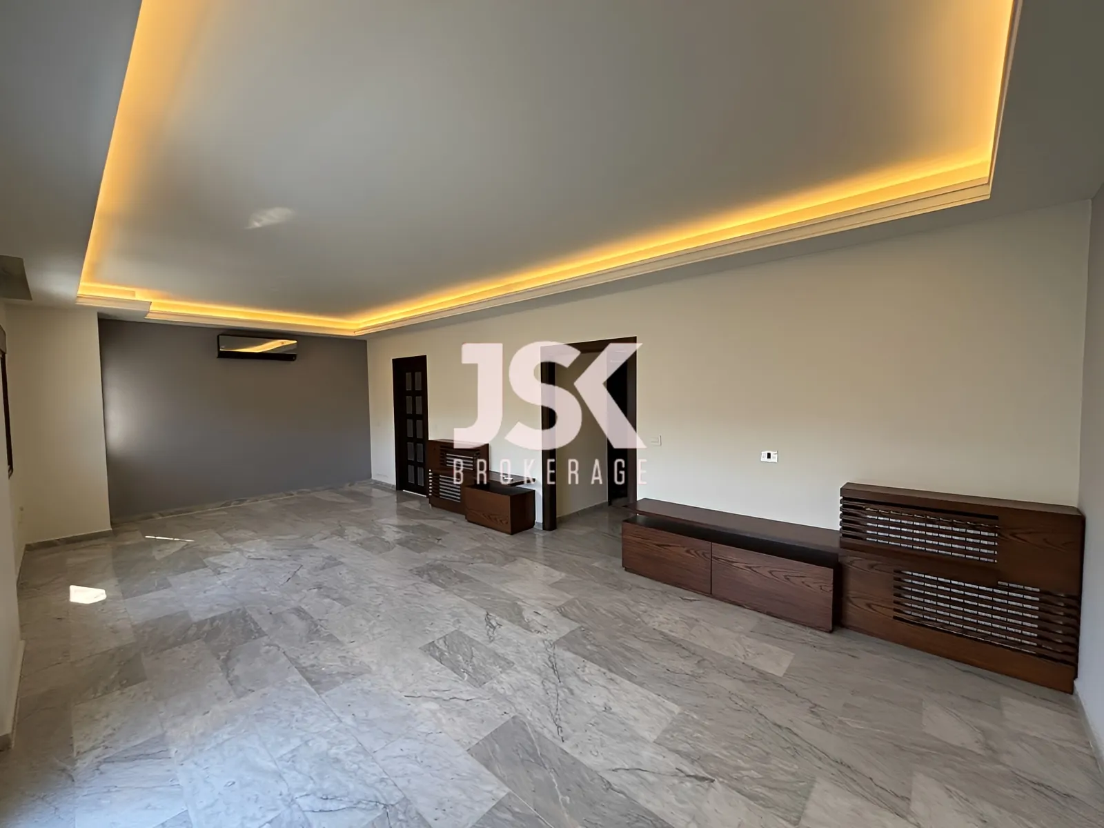 Apartment for Rent in Naqqache