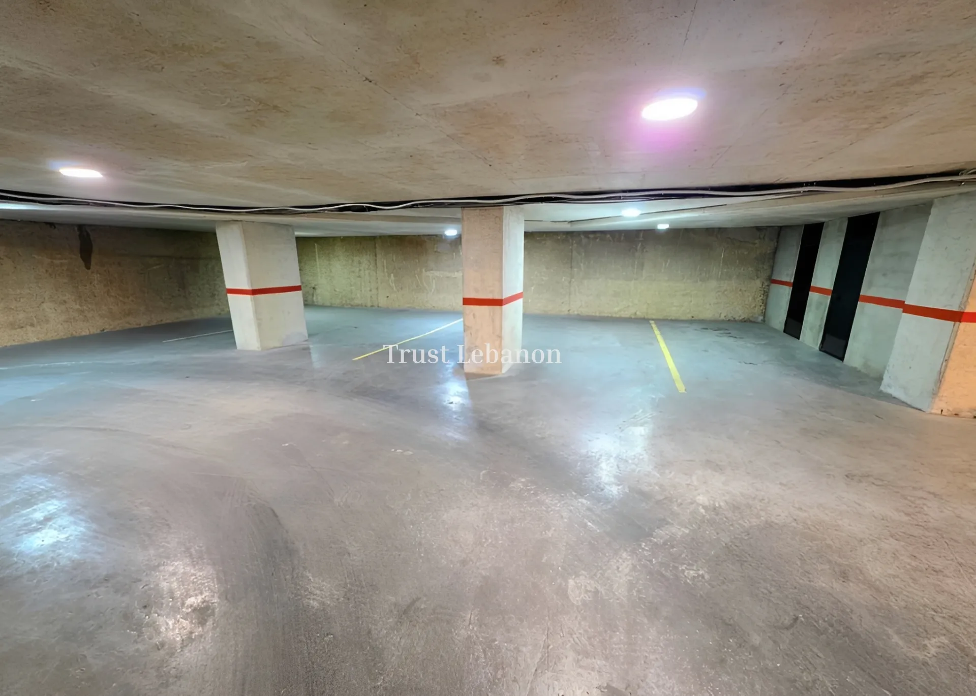 Office for rent in Antelias, Lebanon