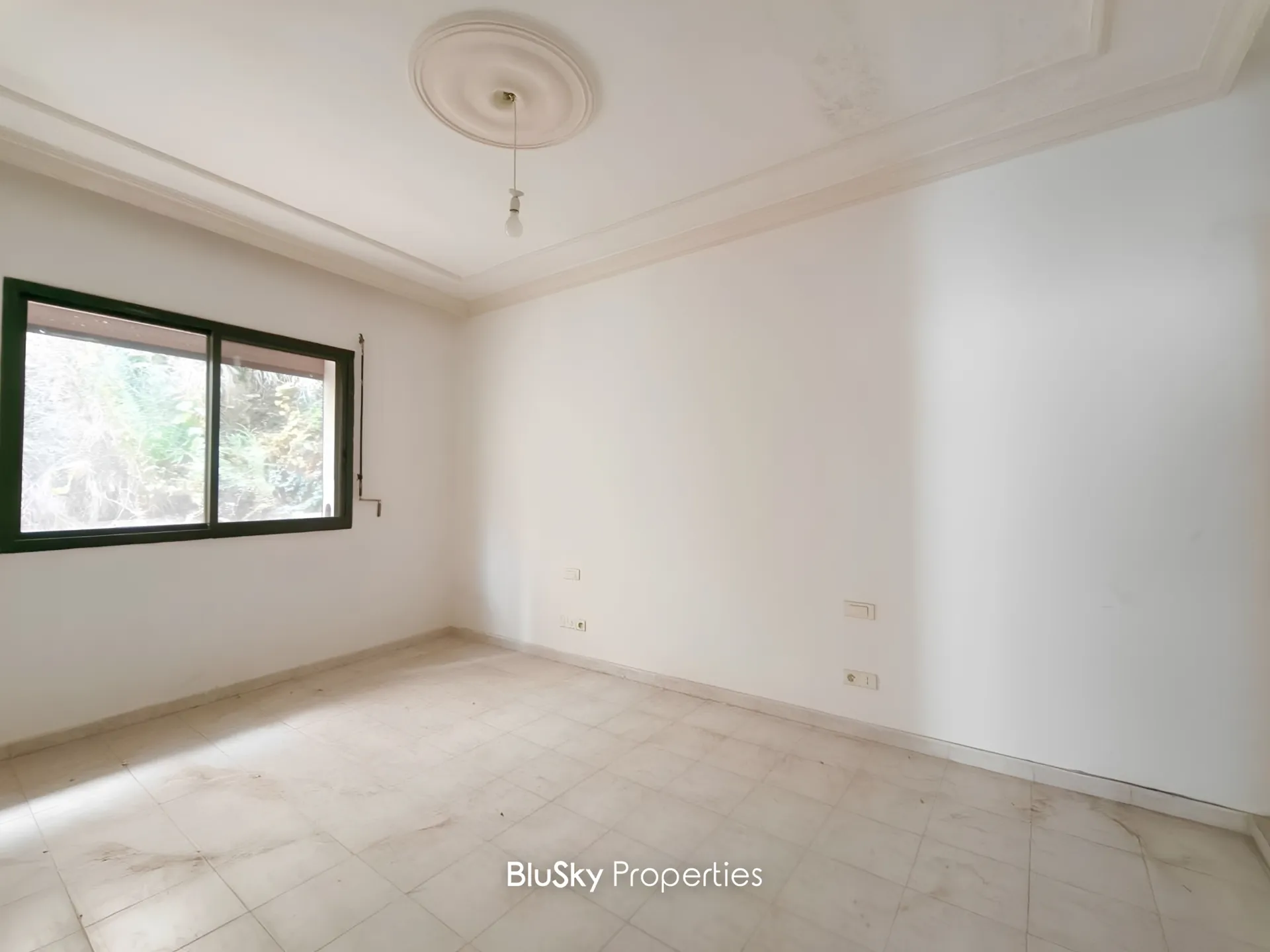 Apartment for sale in Haret sakher, lebanon