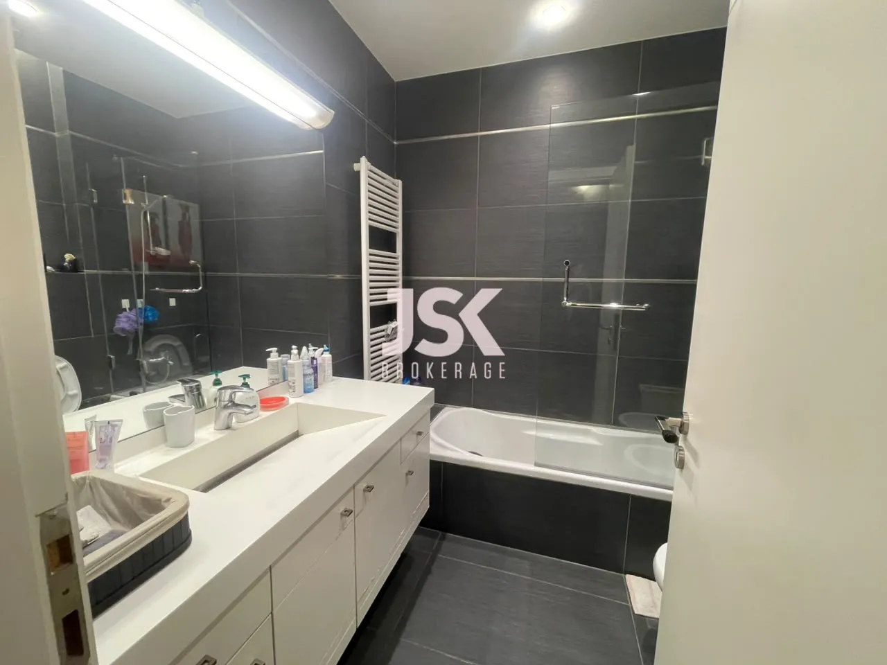 Apartment for Sale in Bsalim